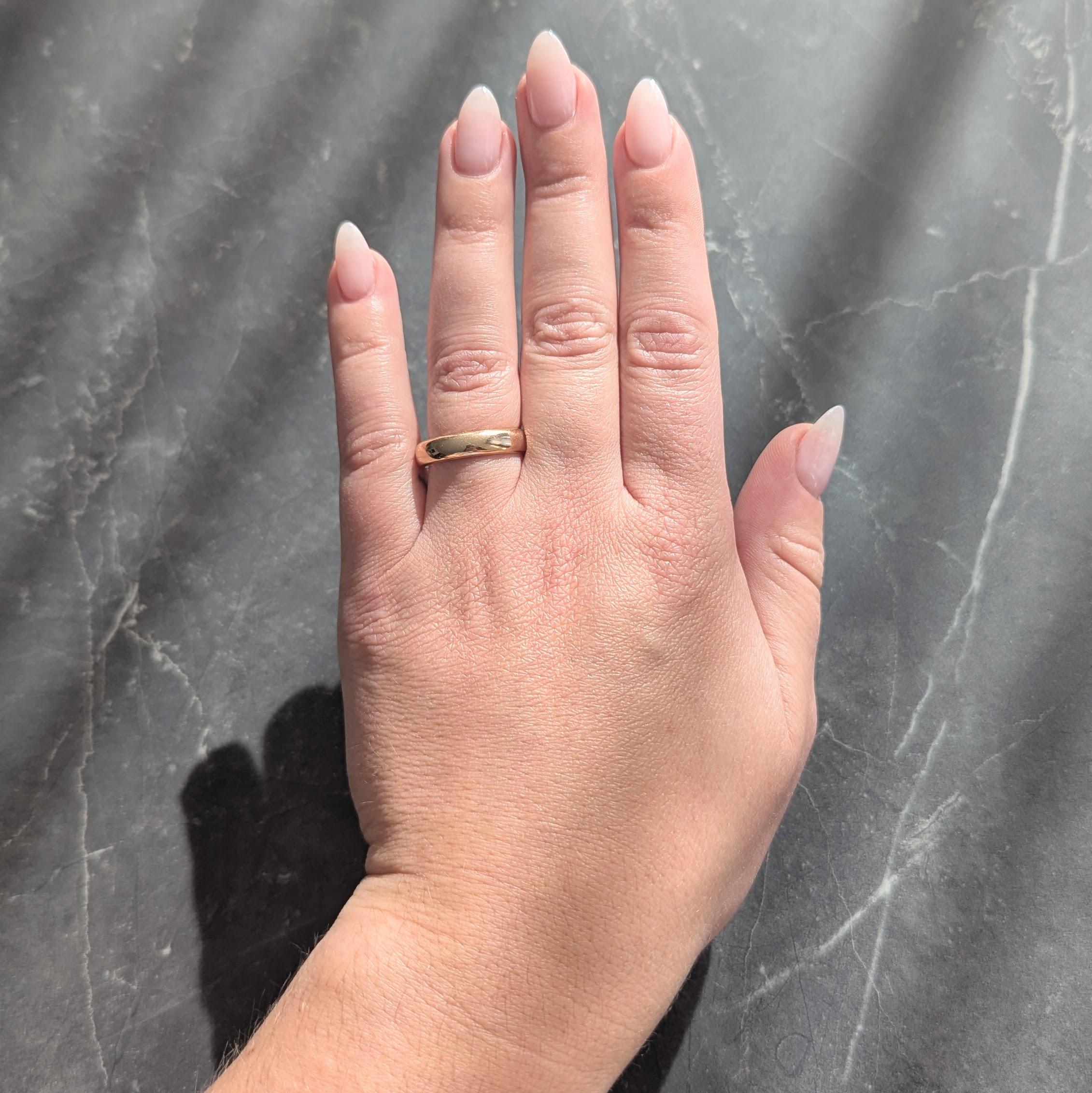 1912 18 Karat Yellow Gold Antique Wedding Band Ring