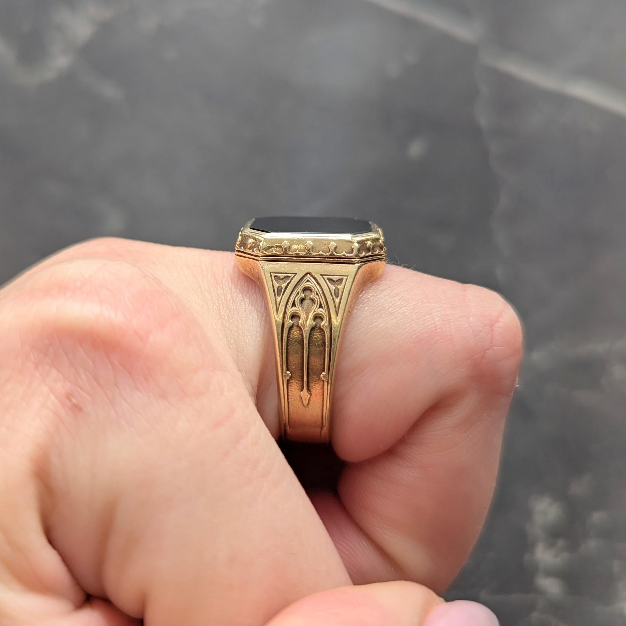 Larter & Sons Victorian Onyx 14K Yellow Gold Gothic Antique Unisex Signet Ring