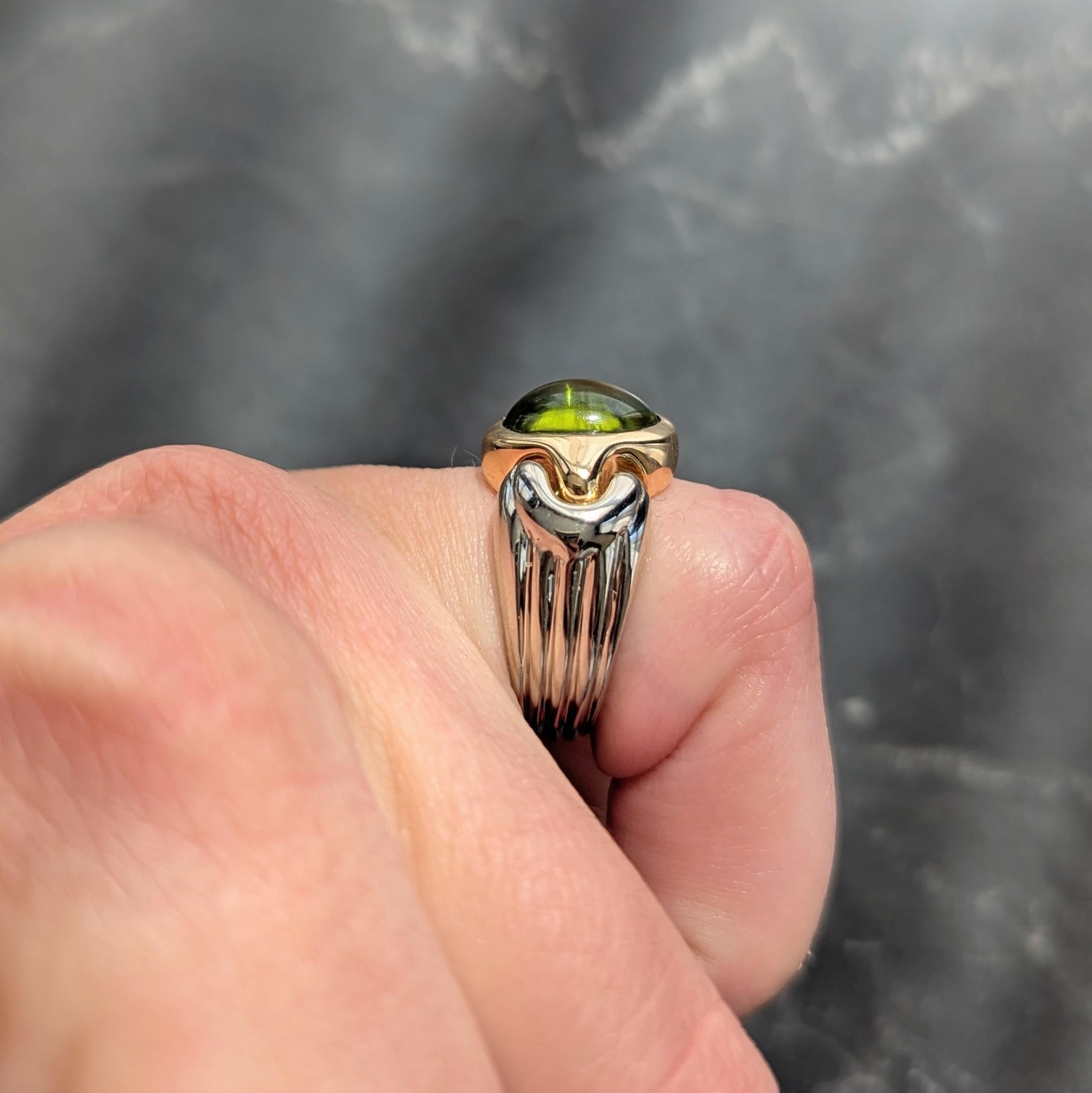 Bulgari 1990's Peridot 18 Karat Two-Tone Yellow White Gold Vintage Cabochon Ring