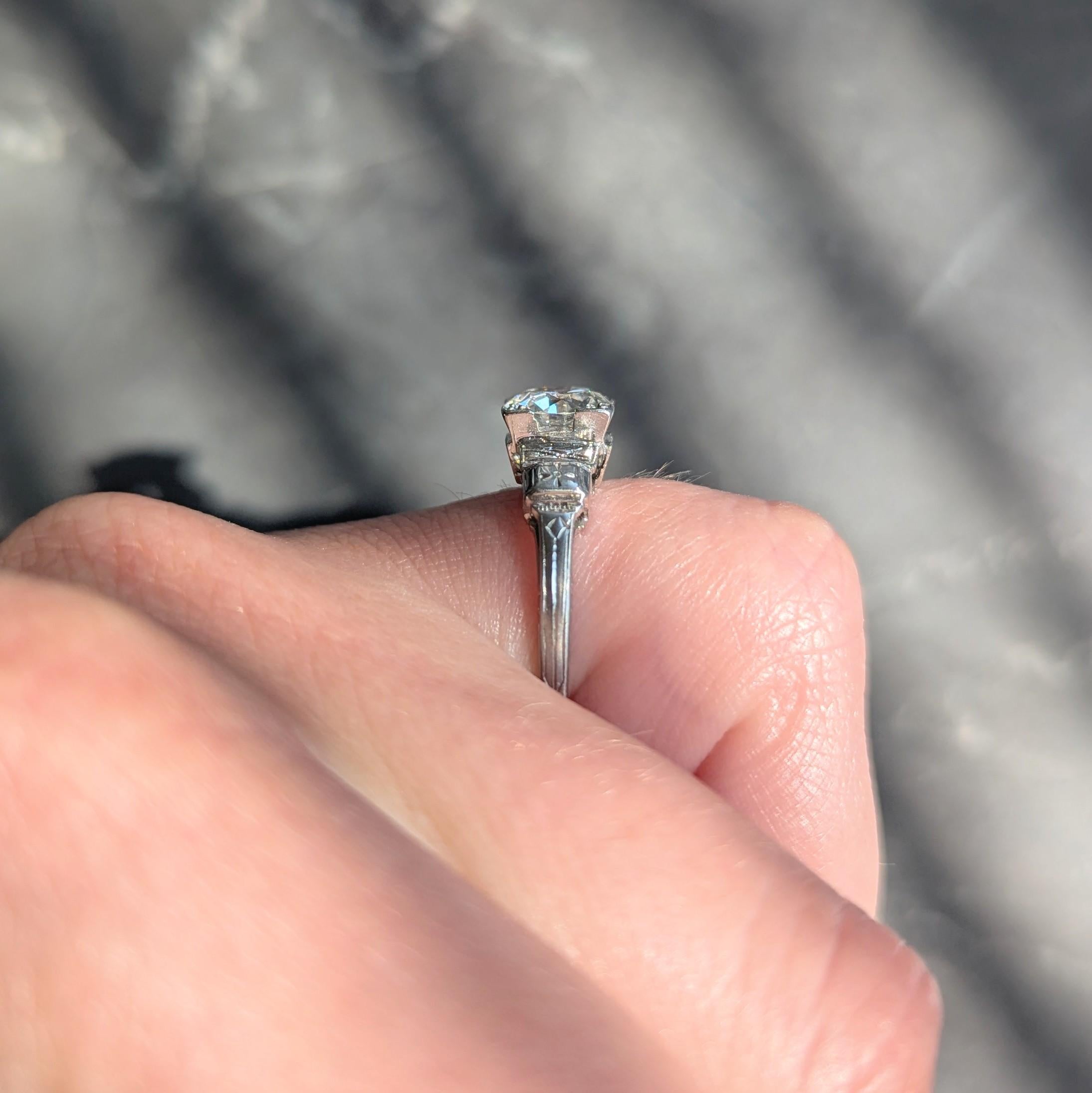 Art Deco Old European Cut Diamond 18K Gold Vintage Floral Engagement Ring