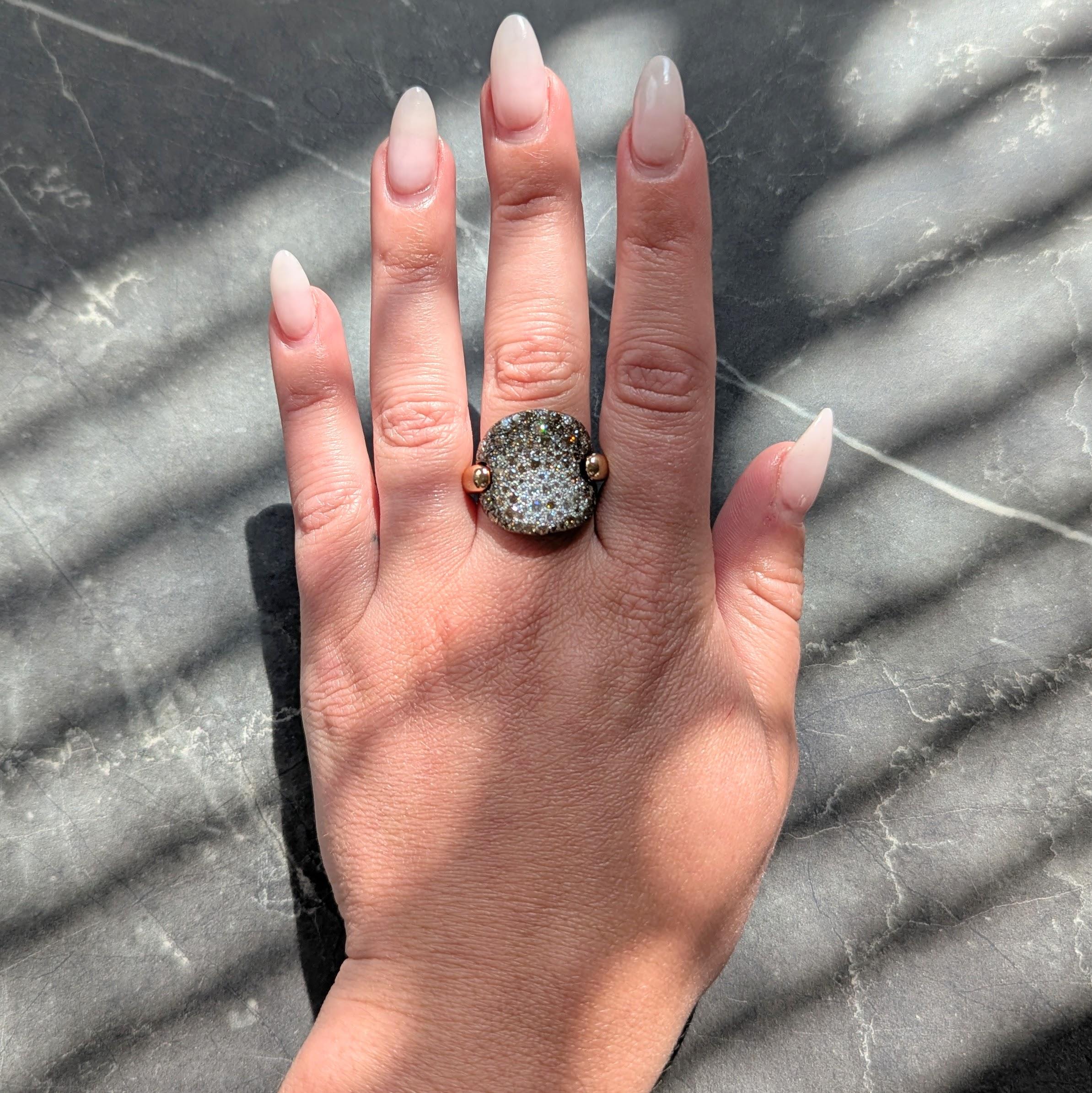 Pomellato 2000's Diamond 18 Karat Two-Tone Gold Contemporary Sabbia Ring