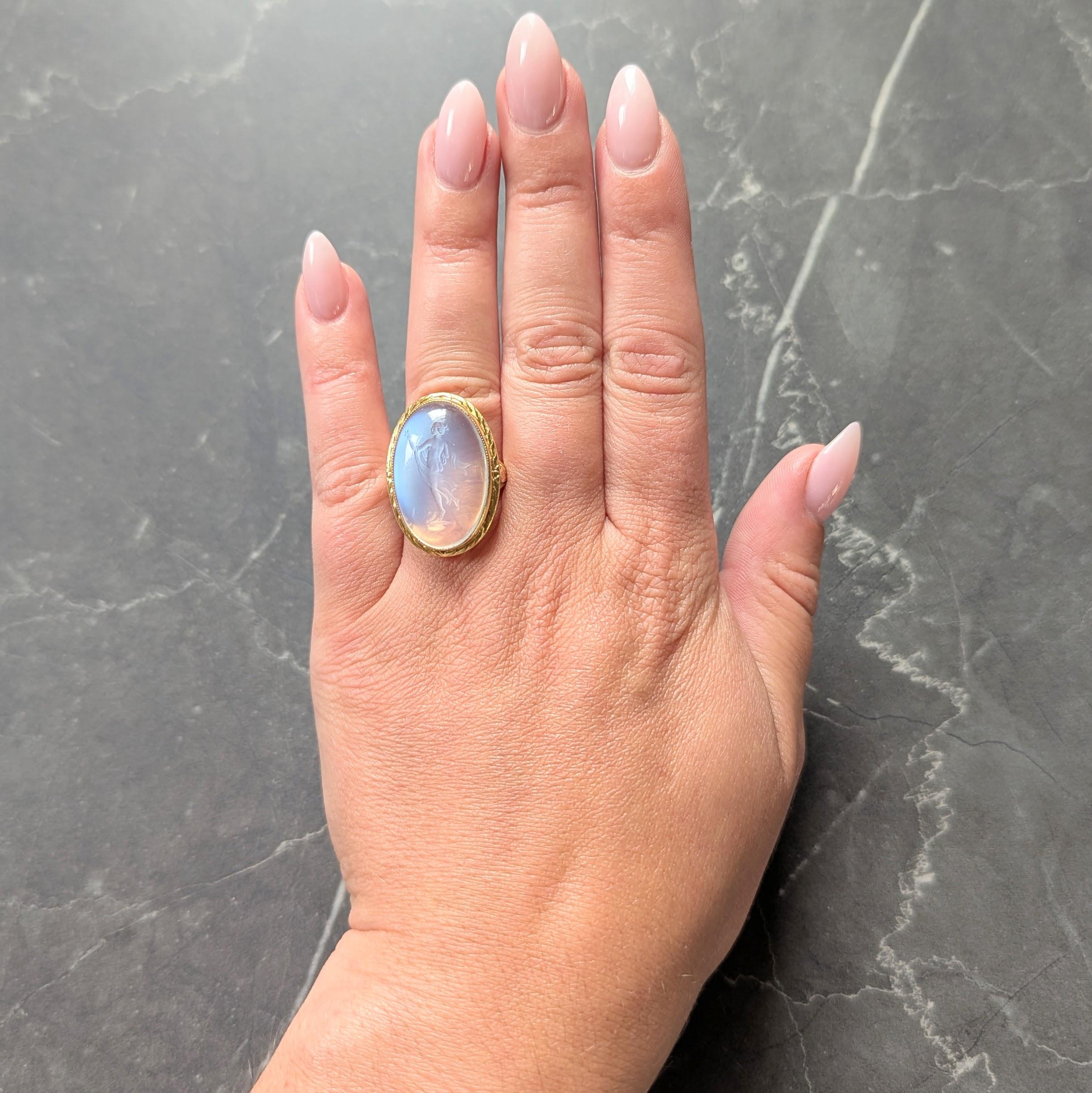 Victorian Moonstone 18 Karat Yellow Gold Antique Neoclassical Intaglio Ring