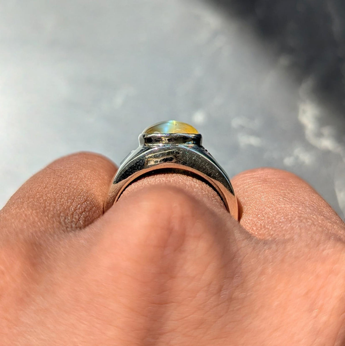 1960's Cat's Eye Chrysoberyl Diamond 14 Karat White Gold Three Unisex Stone Ring