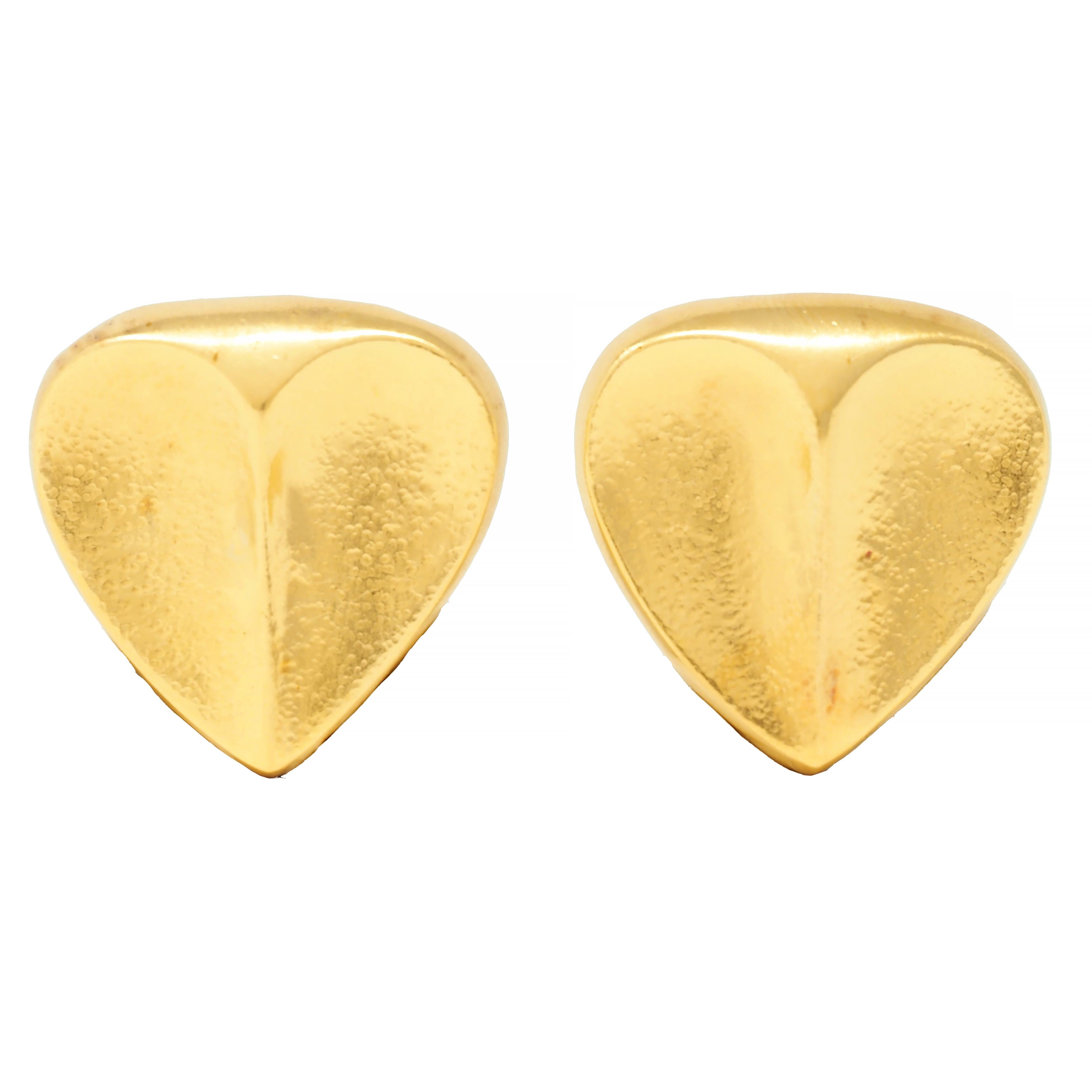 Zolotas 1980 22 Karat Hammered Yellow Gold Vintage Heart Ear-Clip Earrings