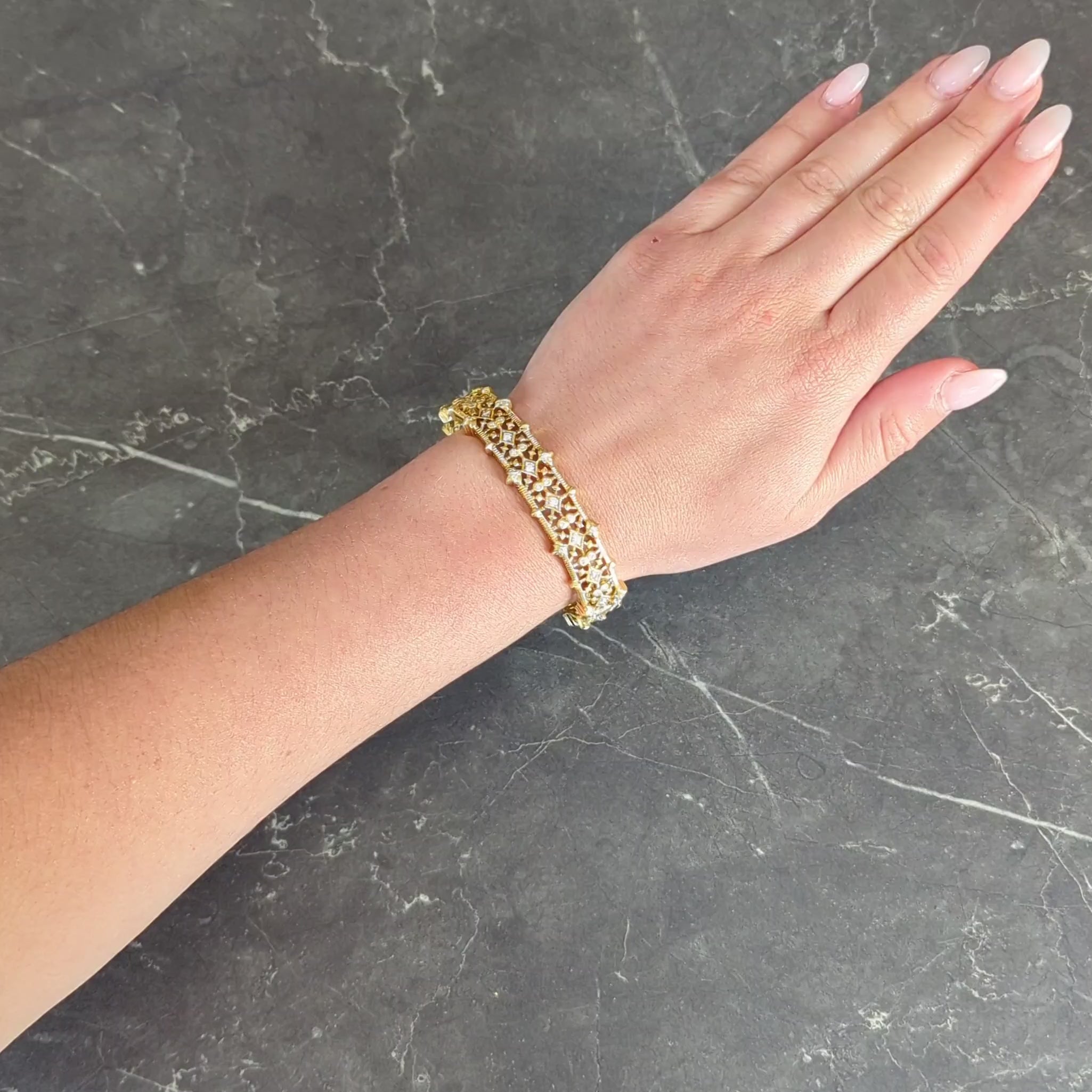 Judith Ripka Contemporary 0.96 CTW Diamond 18K Gold Foliate Bangle Bracelet