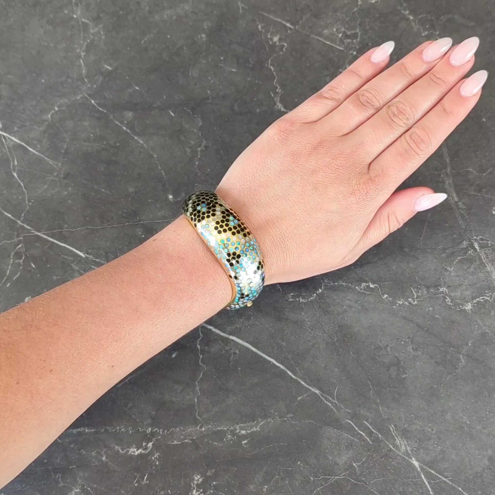 Angela Cummings Opal Onyx Mother-Of-Pearl Inlay 18K Gold Vintage Bangle Bracelet