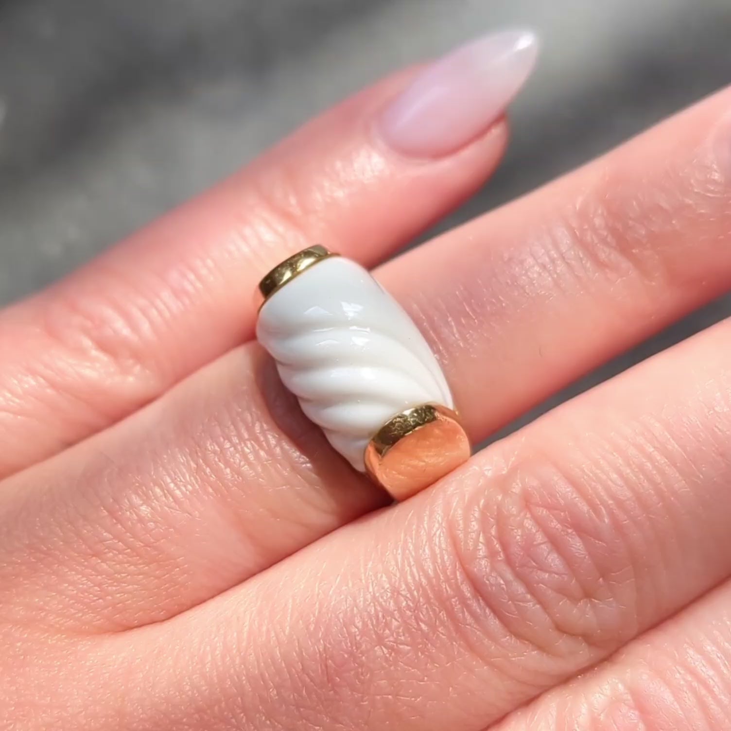 Bvlgari Ceramic 18 Karat Yellow Gold Vintage Chandra Ring