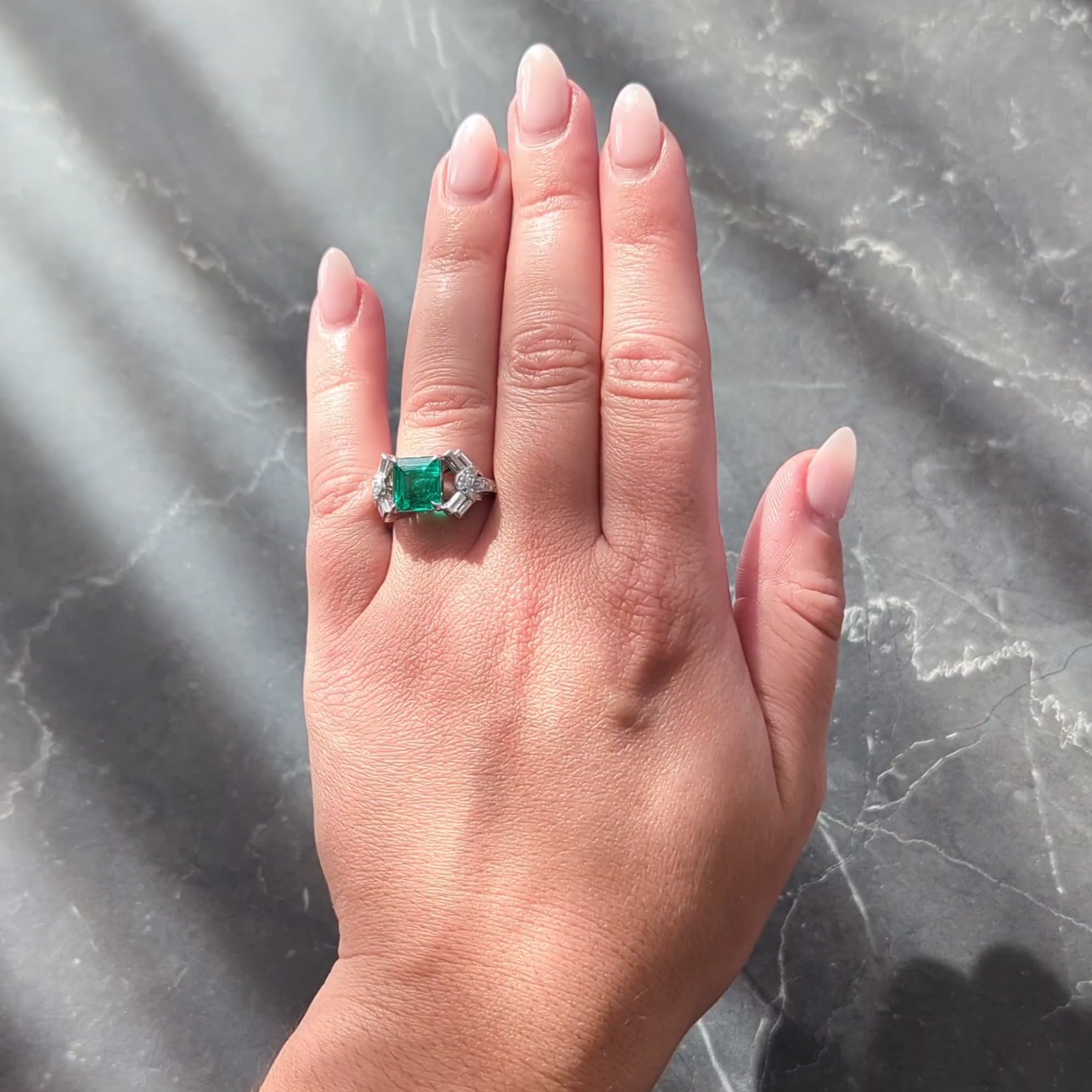 Mid-Century Colombian Emerald Diamond Platinum Vintage Buckle Cocktail Ring AGL