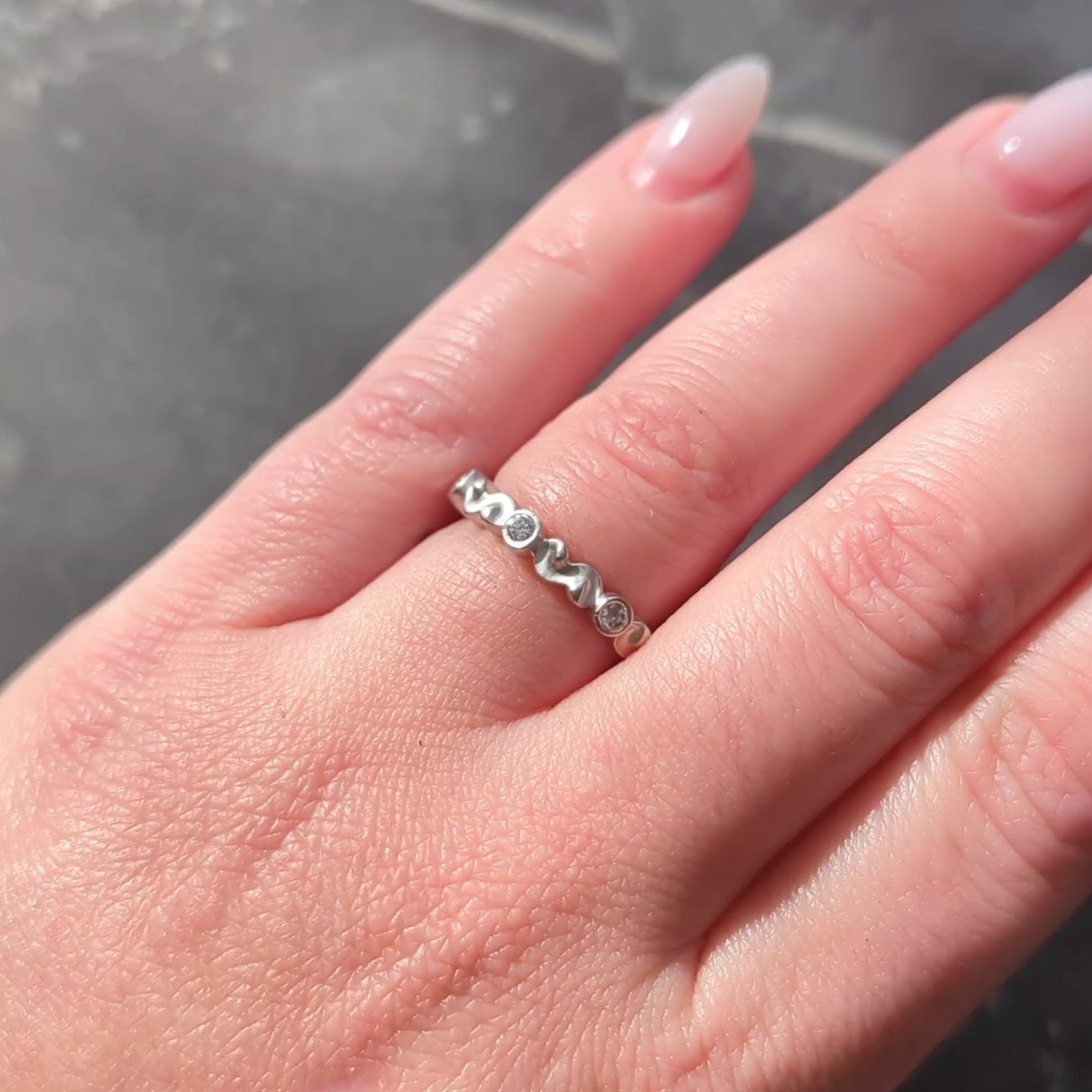 1990's Diamond 14 Karat White Gold Vintage Scrolling Bezel Band Ring