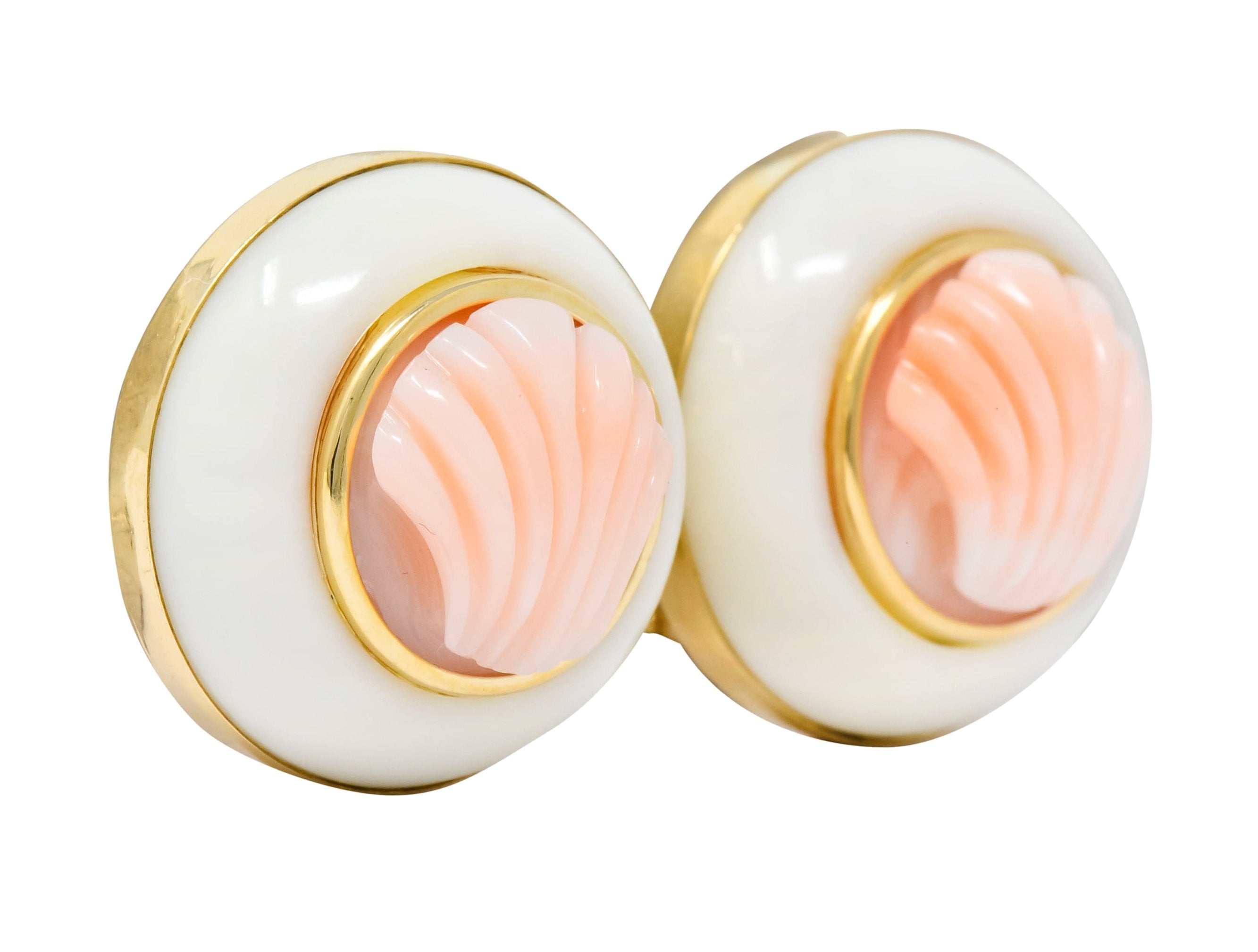 1990s Vintage Coral 14 Karat Gold Circular Shell Earrings - Wilson's Estate Jewelry