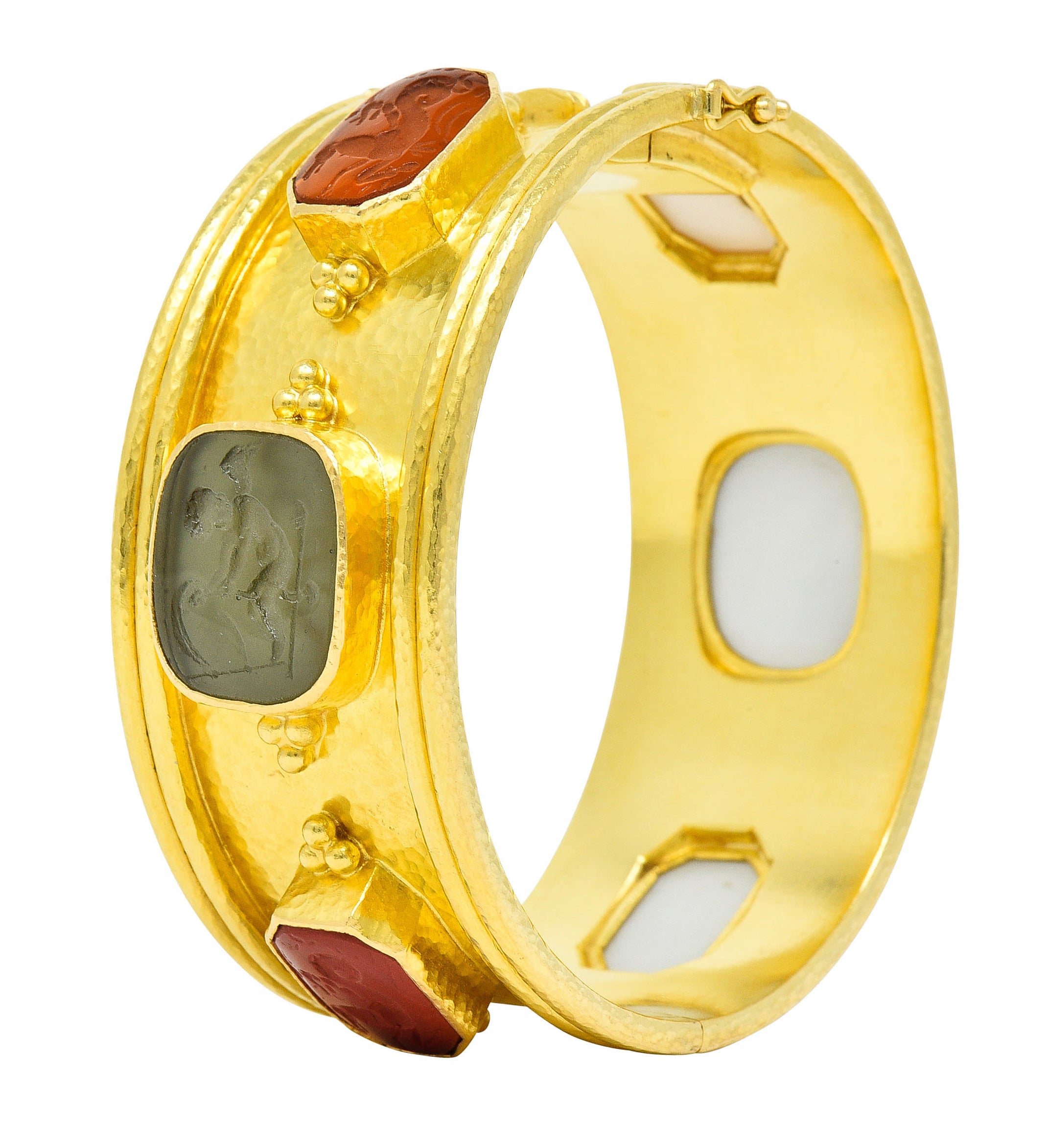 Elizabeth Locke Intaglio 19 Karat Hammered Gold Bangle Braceletbracelet - Wilson's Estate Jewelry