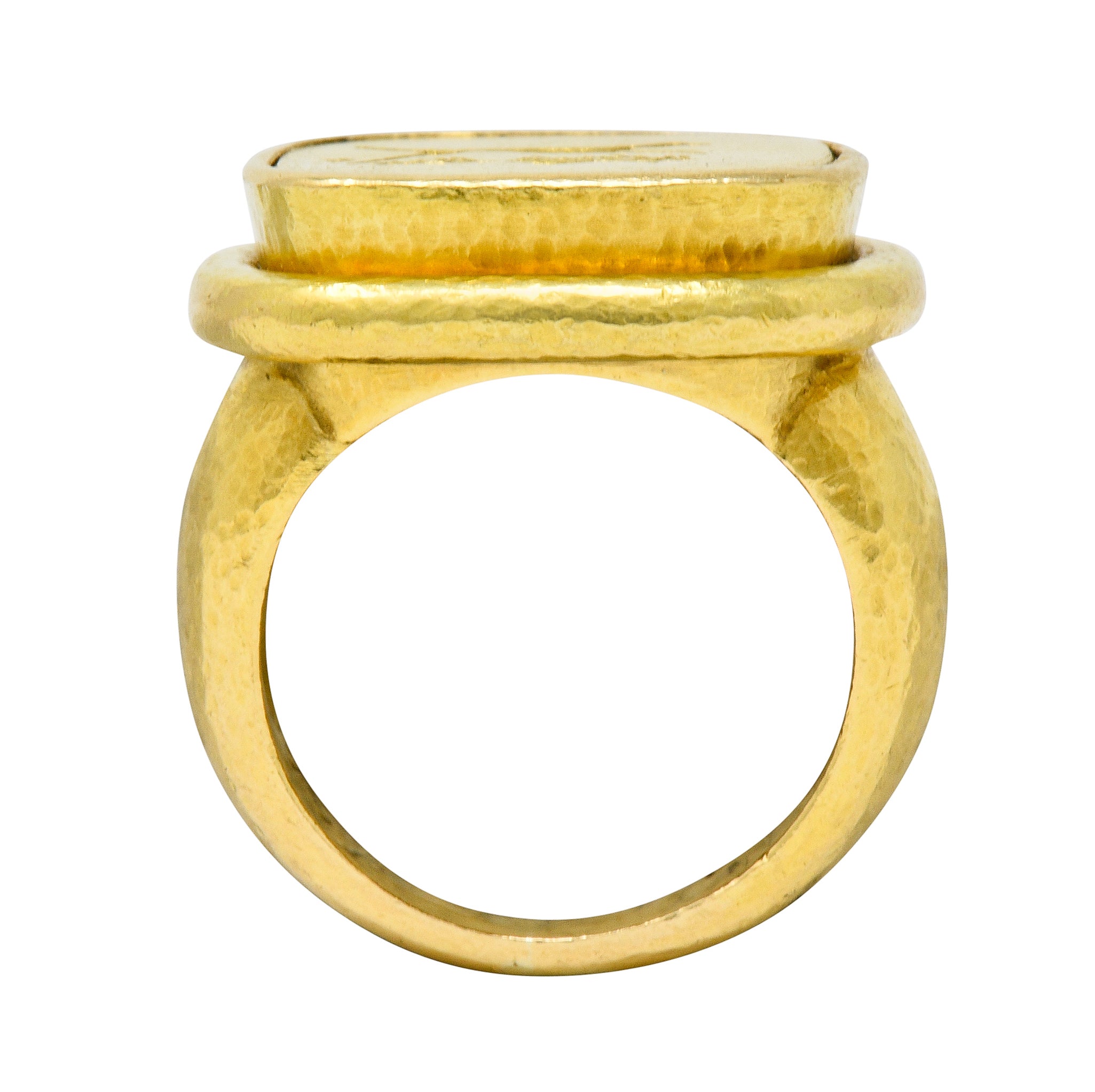 Elizabeth Locke Contemporary 18 Karat Gold Foxhound Signet Ring - Wilson's Estate Jewelry