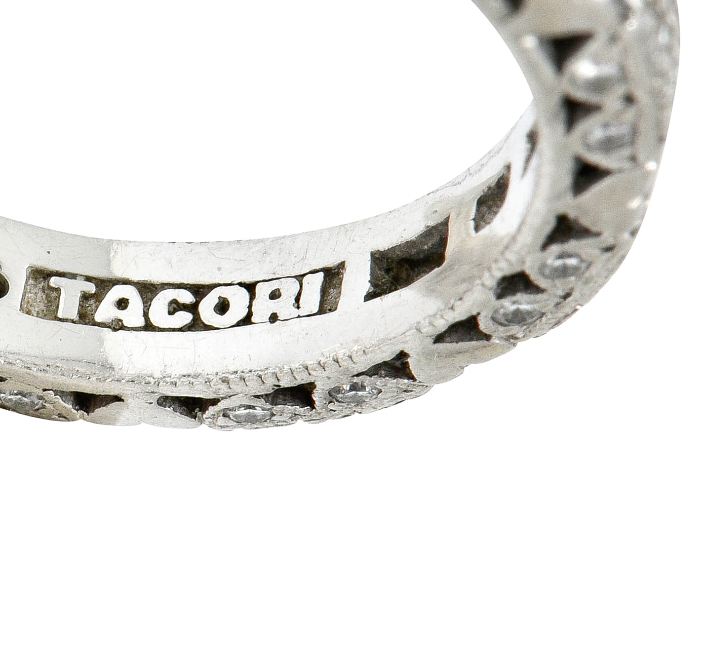 Tacori 1.45 CTW Diamond Platinum Pave Heart Eternity Stacking Band - Wilson's Estate Jewelry