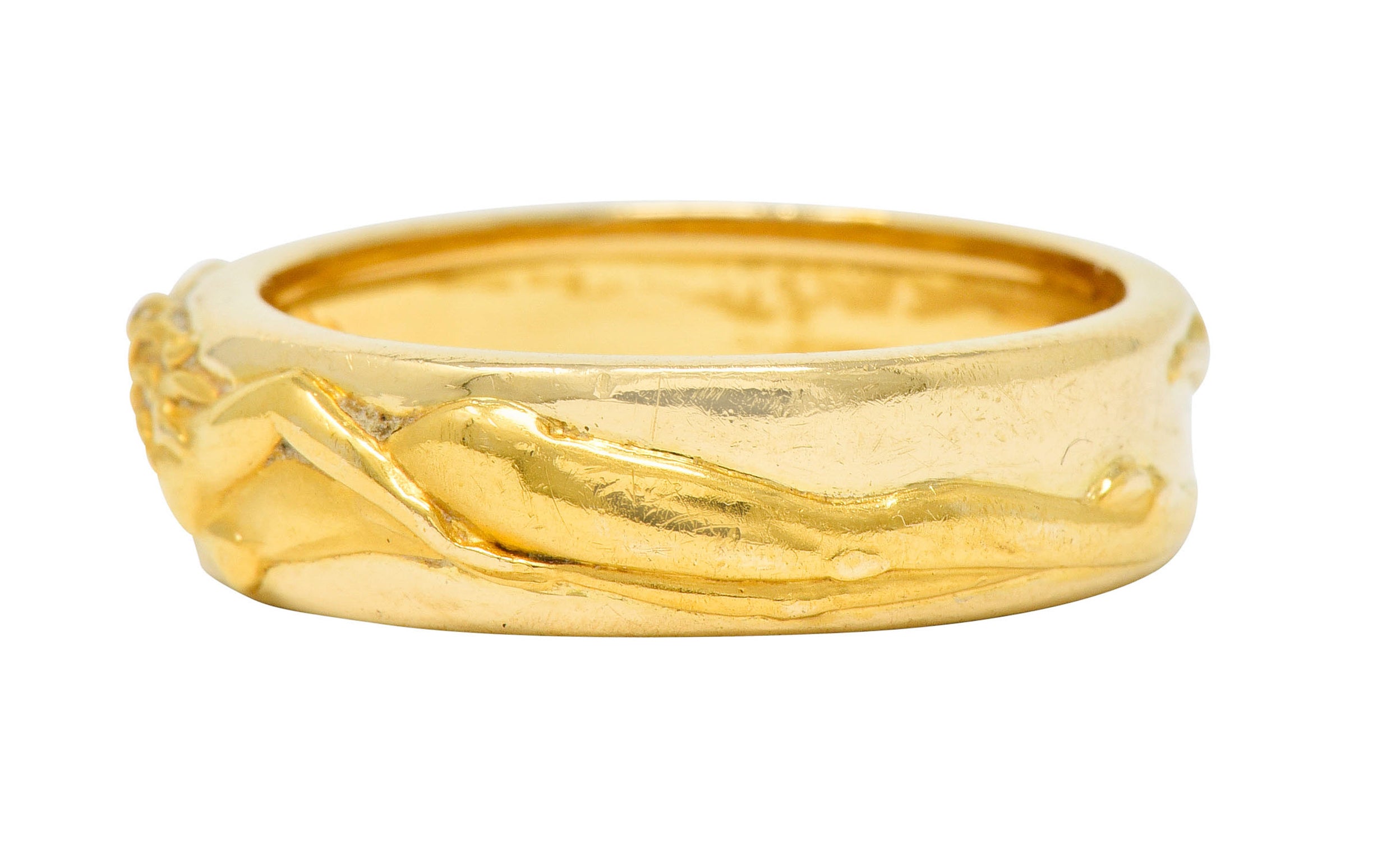 Carrera Y Carrera 18 Karat Gold 6.5 MM Promesa Unisex Band Ring Circa 2014 - Wilson's Estate Jewelry