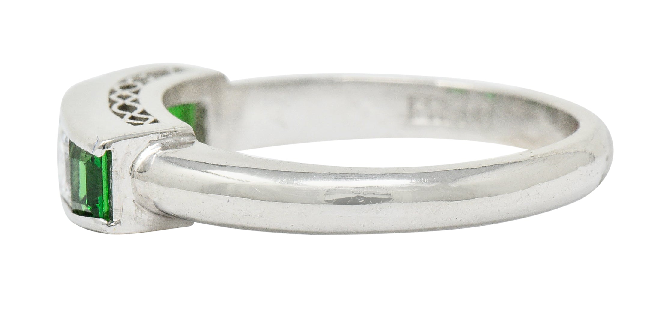 Contemporary 1.07 CTW Diamond Tsavorite Platinum Five Stone RingRing - Wilson's Estate Jewelry