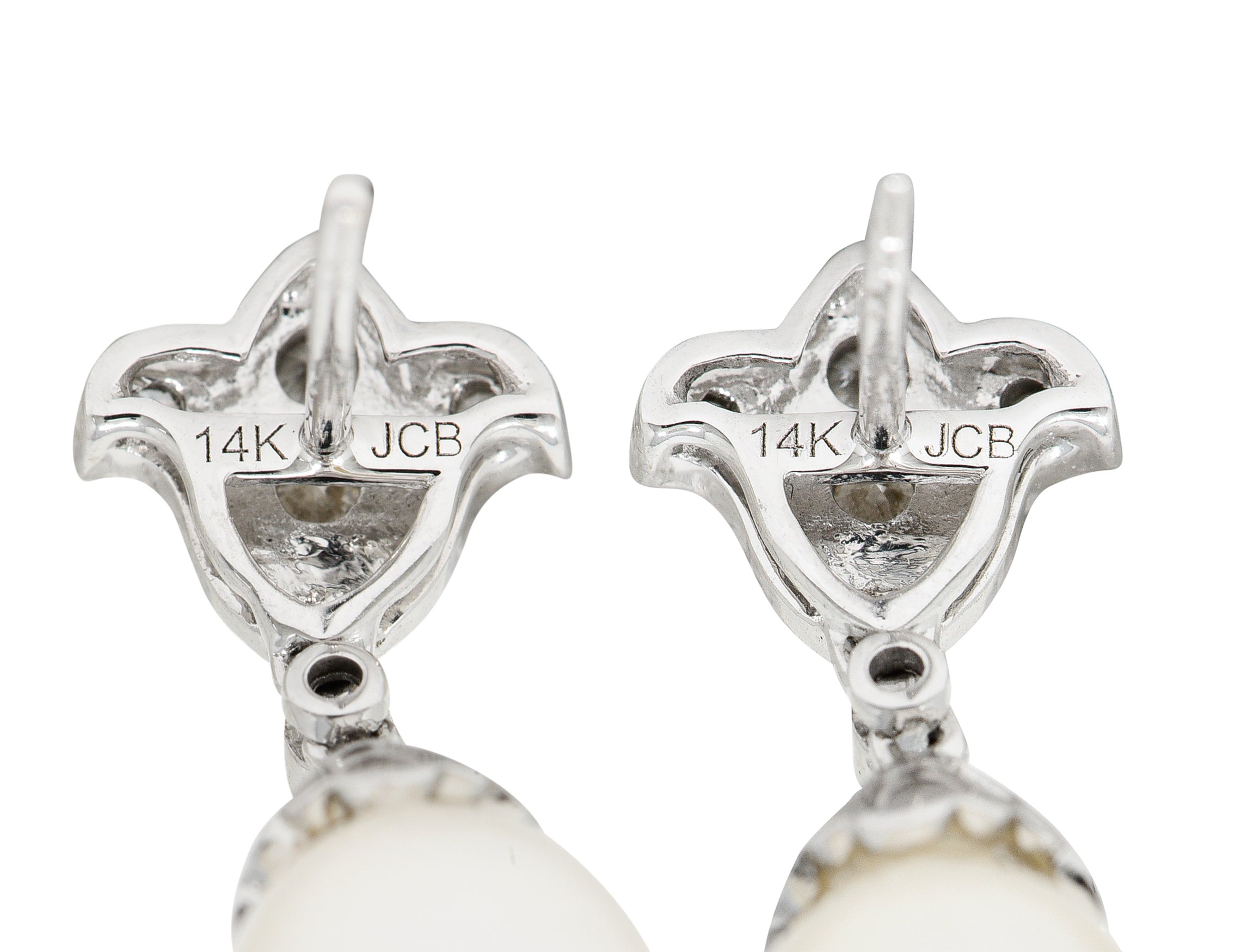 .11111 We-8637Earrings - Wilson's Estate Jewelry