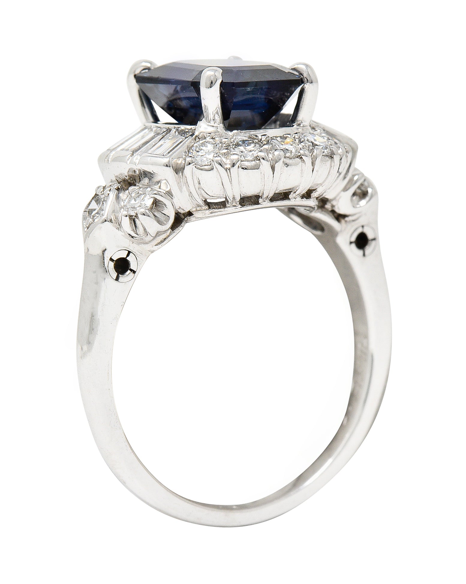 Granat Bros. Mid-Century 3.70 CTW No-Heat Sapphire Diamond Platinum Vintage Cluster Ring GIA Wilson's Estate Jewelry