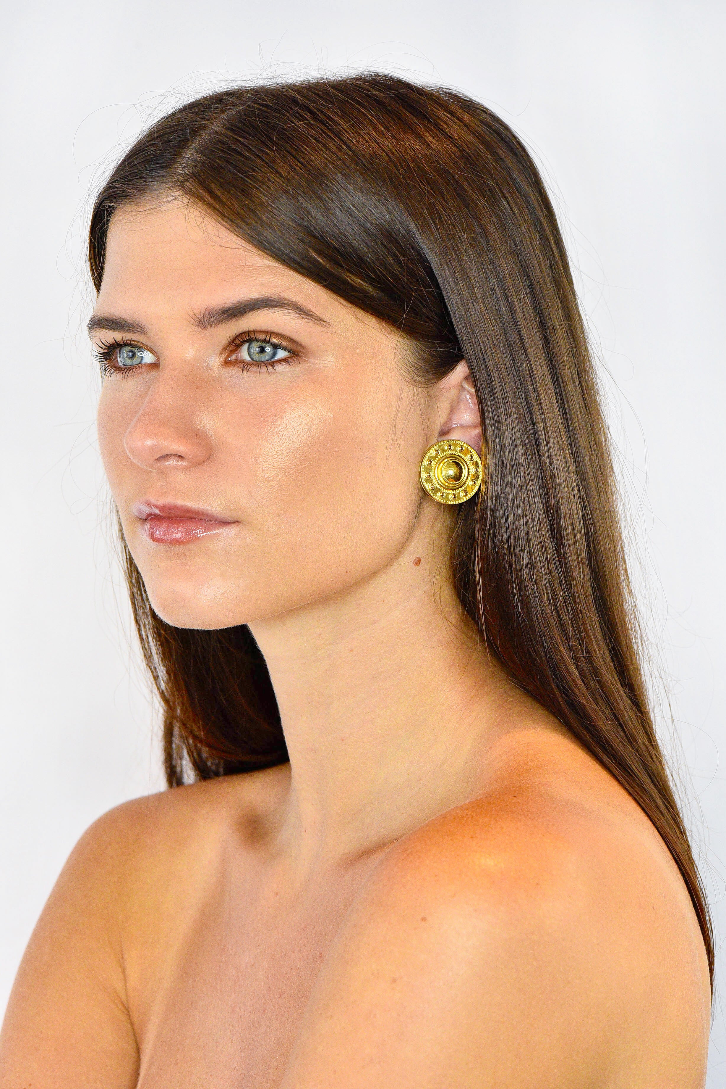 Elizabeth Locke Contemporary 18 Karat Gold Daisy Earrings - Wilson's Estate Jewelry