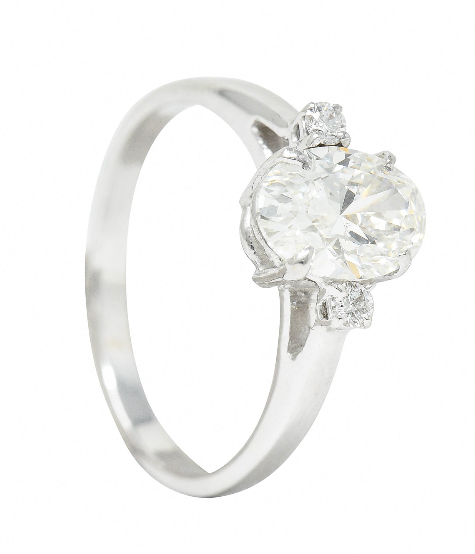 Contemporary 1.28 CTW Oval Diamond 14 Karat White Gold Engagement RingRing - Wilson's Estate Jewelry