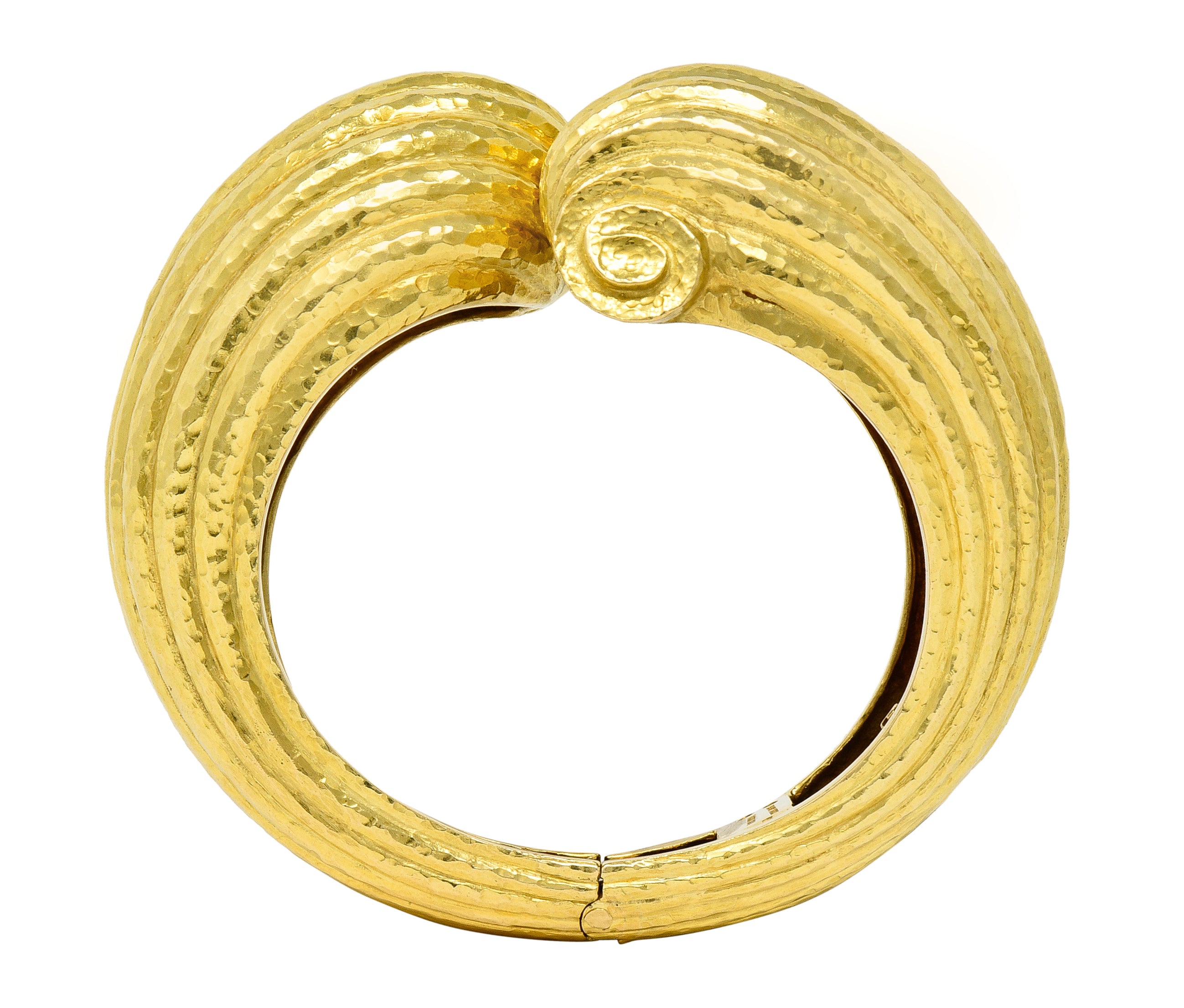 David Webb 1970's 18 Karat Yellow Gold Fluted Hammered Scroll Vintage Cuff Bracelet Wilson's Estate Jewelry