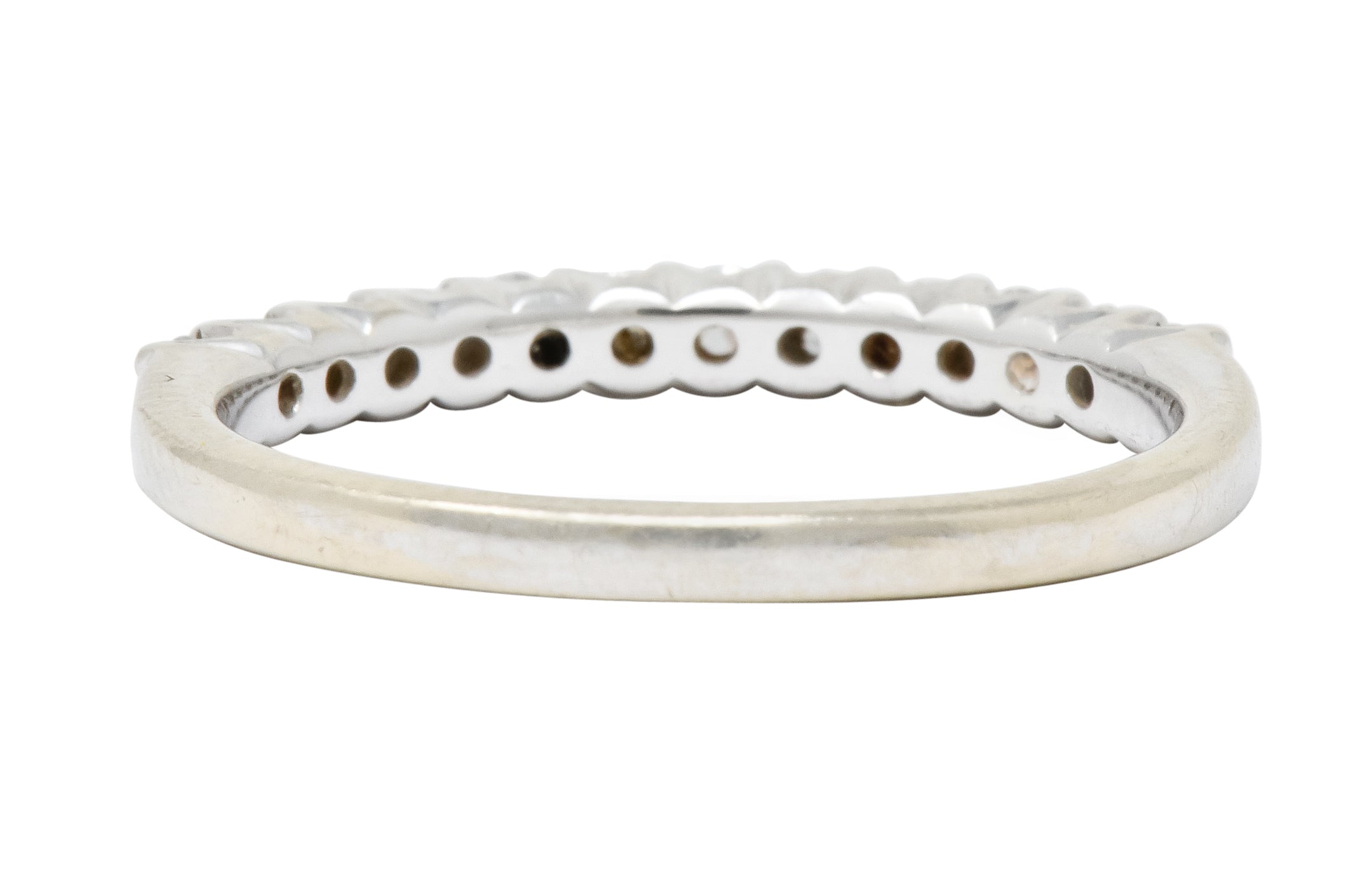 Contemporary 0.33 CTW Diamond 18 Karat White Gold Anniversary Band Ring - Wilson's Estate Jewelry