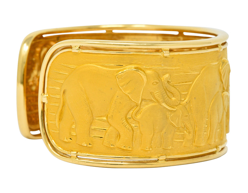 Carrera Y Carrera 18 Karat Gold Elephant Cuff Braceletbracelet - Wilson's Estate Jewelry