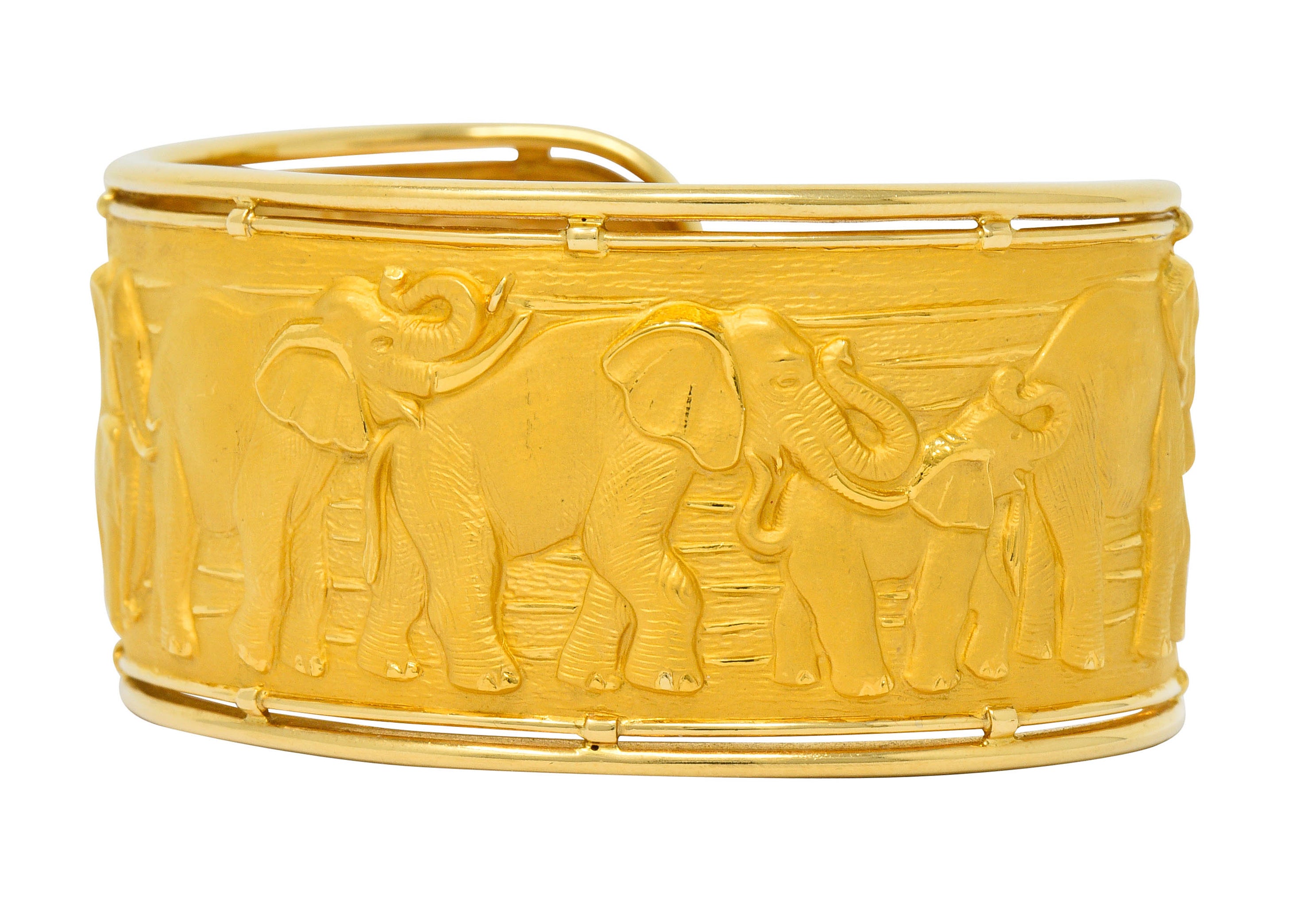 Carrera Y Carrera 18 Karat Gold Elephant Cuff Braceletbracelet - Wilson's Estate Jewelry