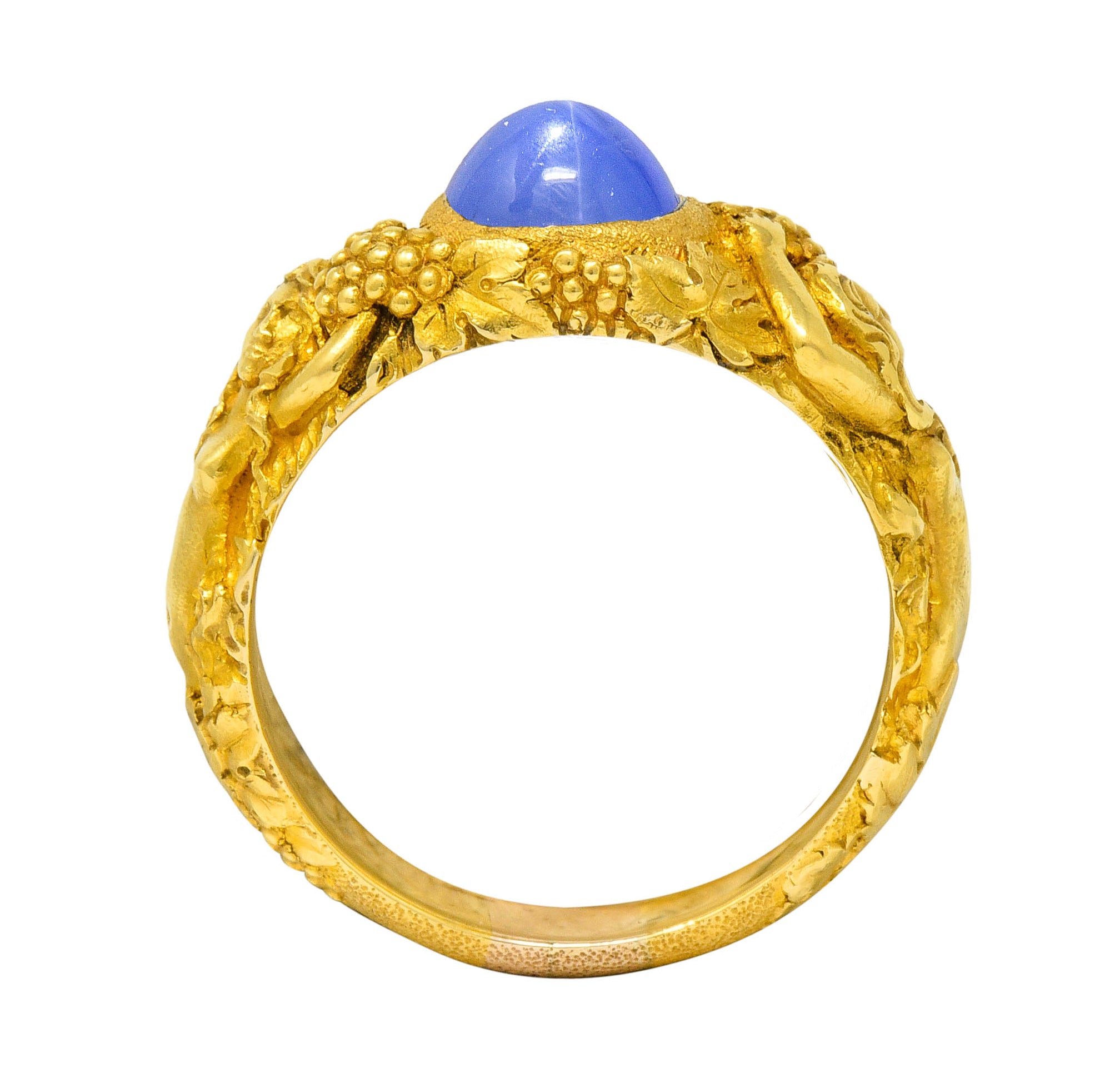 Outstanding Tiffany & Co. Art Nouveau Star Sapphire 18 Karat Gold Bacchantes Unisex Men’s RingRing - Wilson's Estate Jewelry