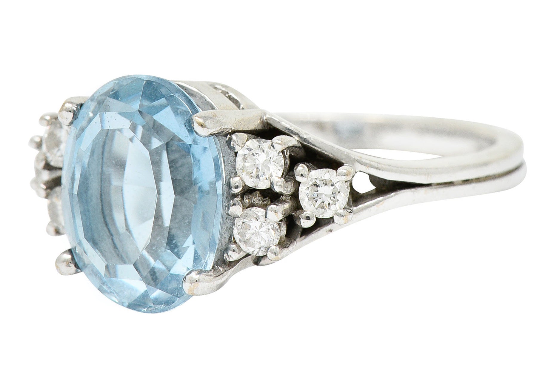 Vintage Blue Topaz Diamond 18 Karat White Gold Gemstone RingRing - Wilson's Estate Jewelry