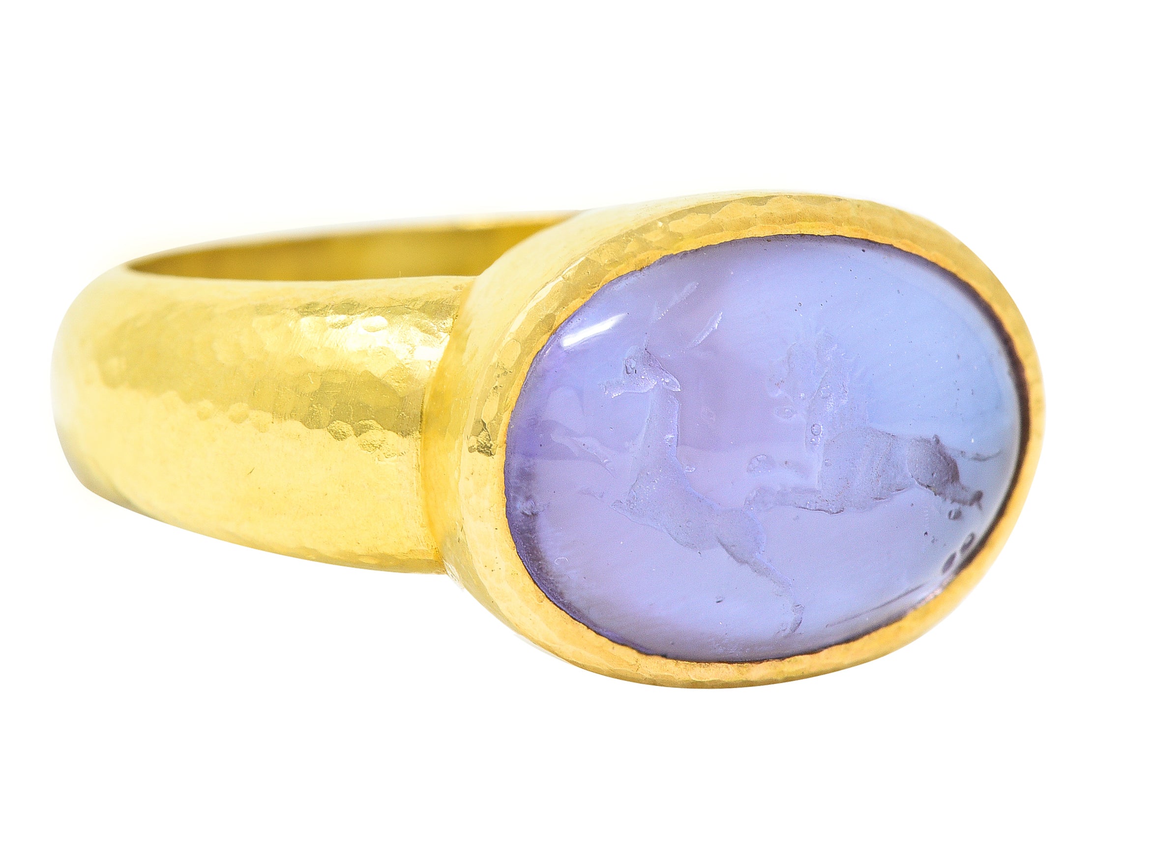 Elizabeth Locke Lavender Venetian Glass Mother-Of-Pearl 18 Karat Yellow Gold Lion & Gazelle Intaglio Vintage Signet Ring Wilson's Estate Jewelry