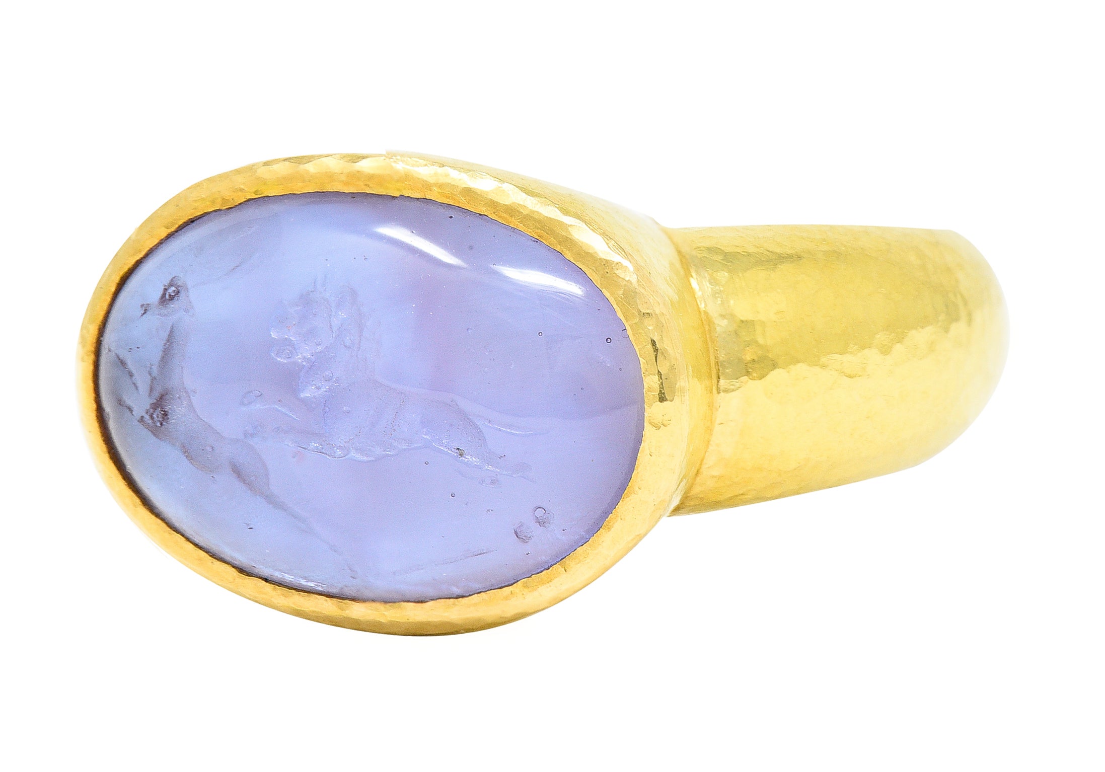 Elizabeth Locke Lavender Venetian Glass Mother-Of-Pearl 18 Karat Yellow Gold Lion & Gazelle Intaglio Vintage Signet Ring Wilson's Estate Jewelry