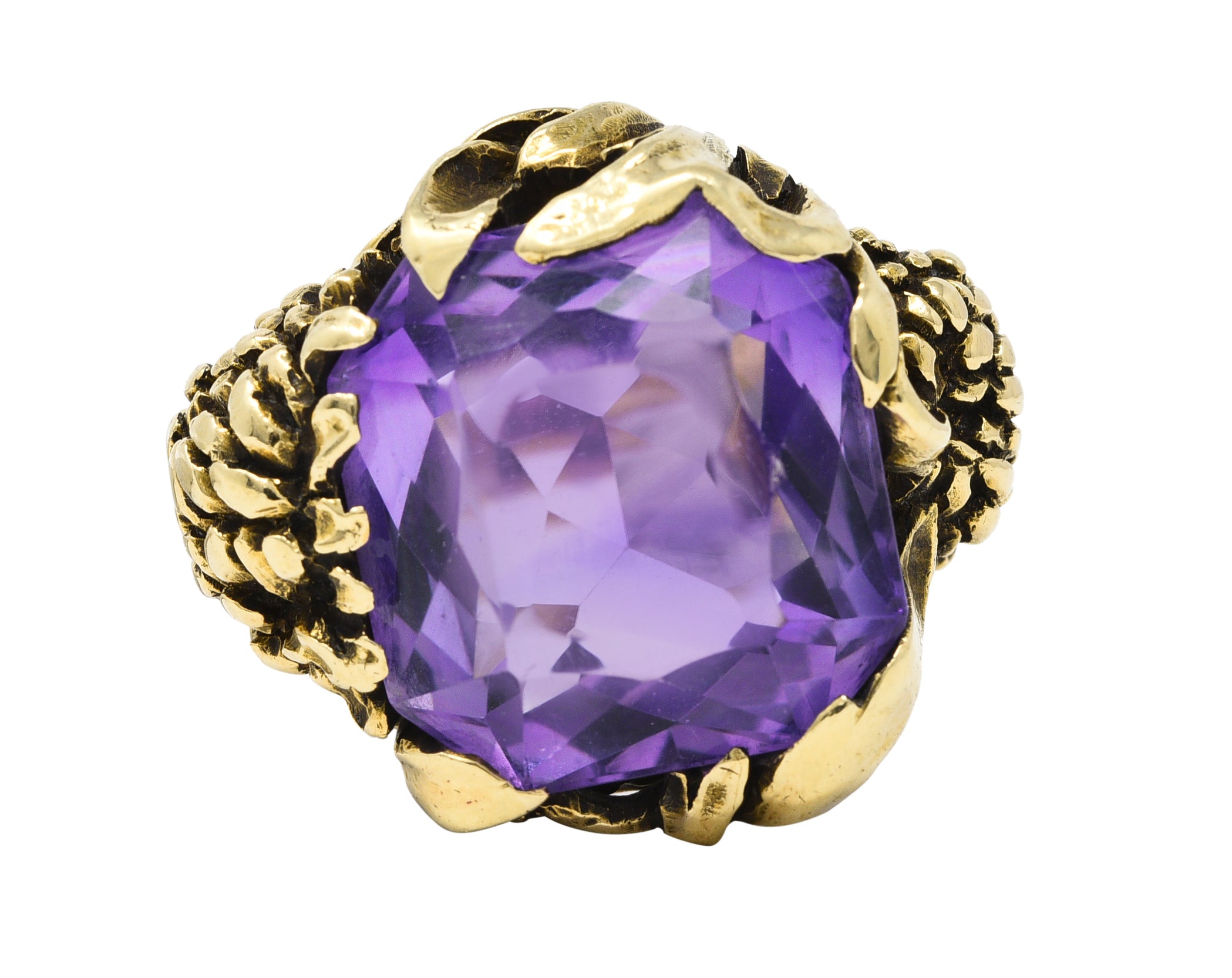 Art Nouveau Amethyst 14 Karat Yellow Gold Chrysanthemum Antique Flower Ring Wilson's Estate Jewelry