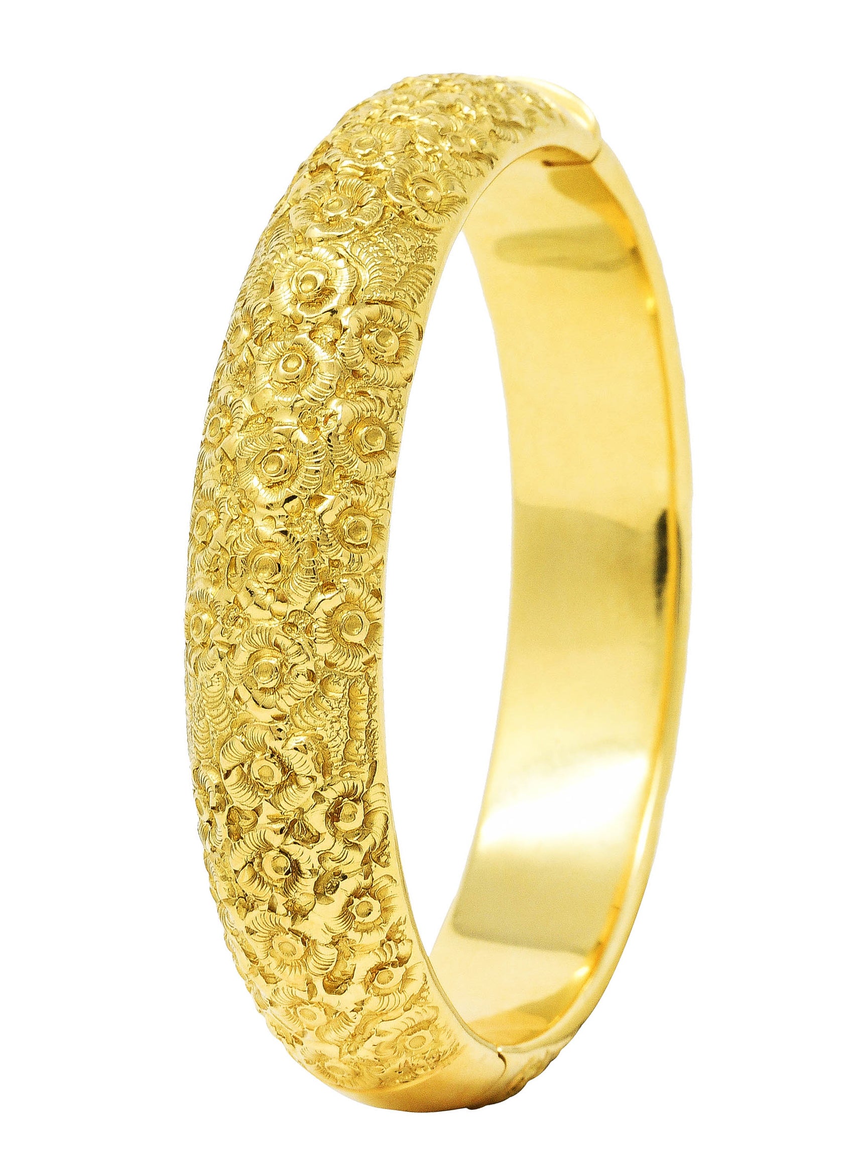 Vintage Italian 18 Karat Yellow Gold Hinged Floral Bangle Braceletbracelet - Wilson's Estate Jewelry