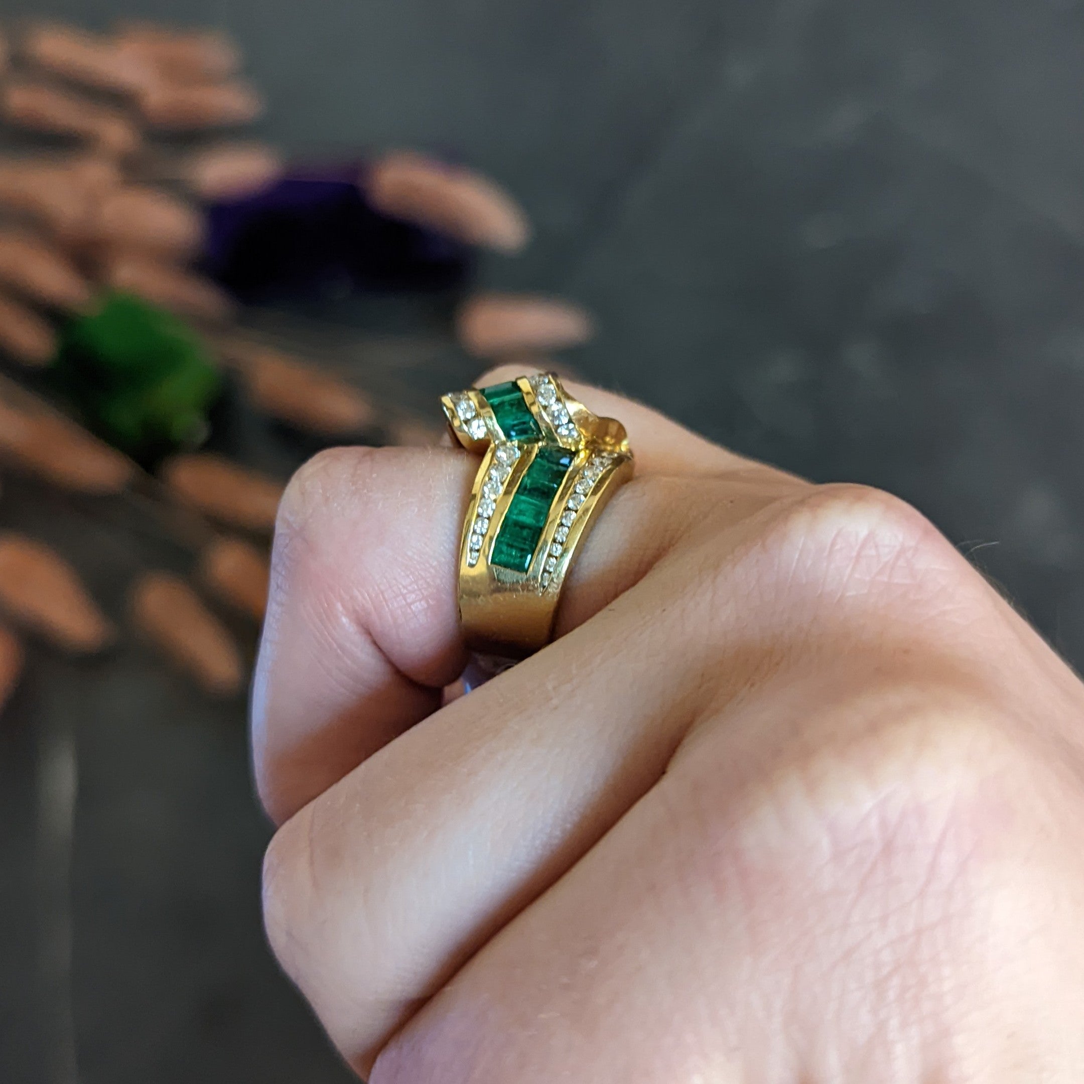 Charles Krypell 4.00 CTW Emerald Diamond 18 Karat Gold Ribbon Ring Wilson's Antique & Estate Jewelry