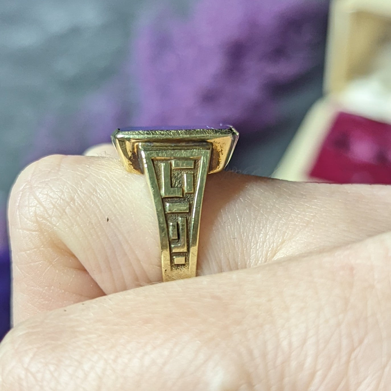 Art Deco Lapis Lazuli 14 Karat Yellow Gold Geometric Unisex Vintage Signet Ring Wilson's Estate Jewelry