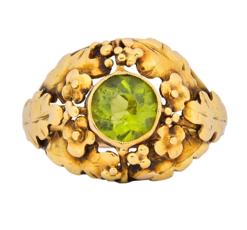 Arts & Crafts Peridot 18 Karat Gold Floral Foliate Ring - Wilson's Estate Jewelry