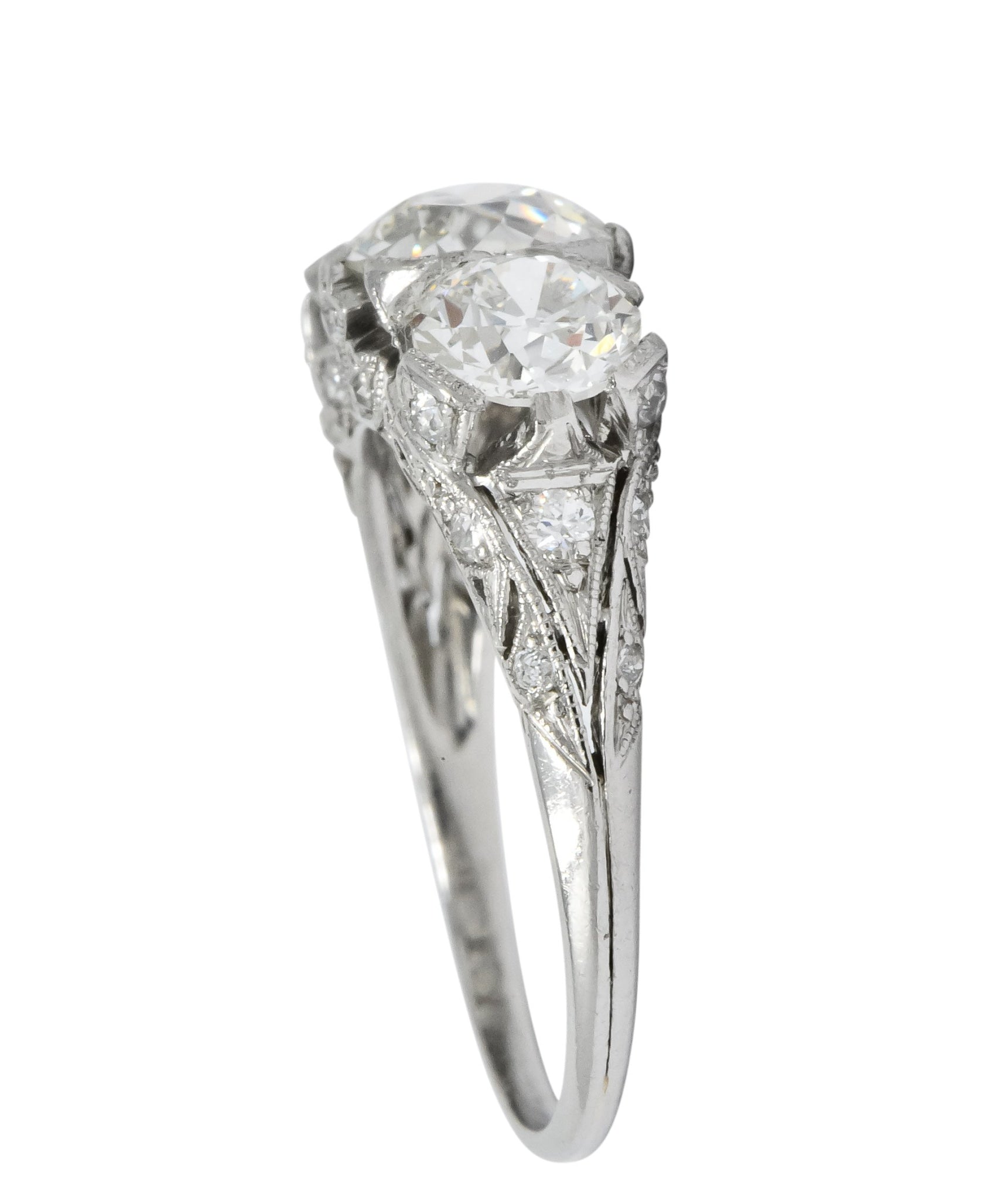 Edwardian 2.70 CTW Old European Diamond Platinum Three Stone Ring GIA - Wilson's Estate Jewelry