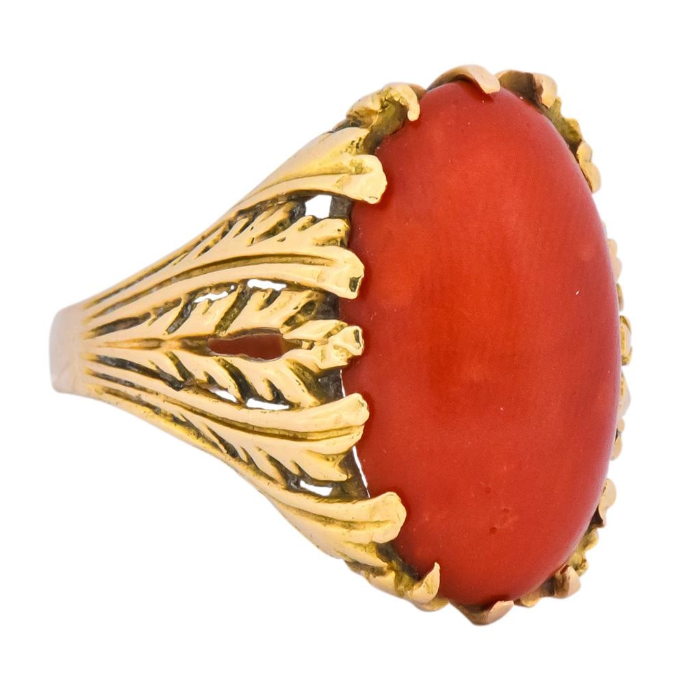 Fascinating Vintage Italian Coral 18 Karat Gold Ring - Wilson's Estate Jewelry