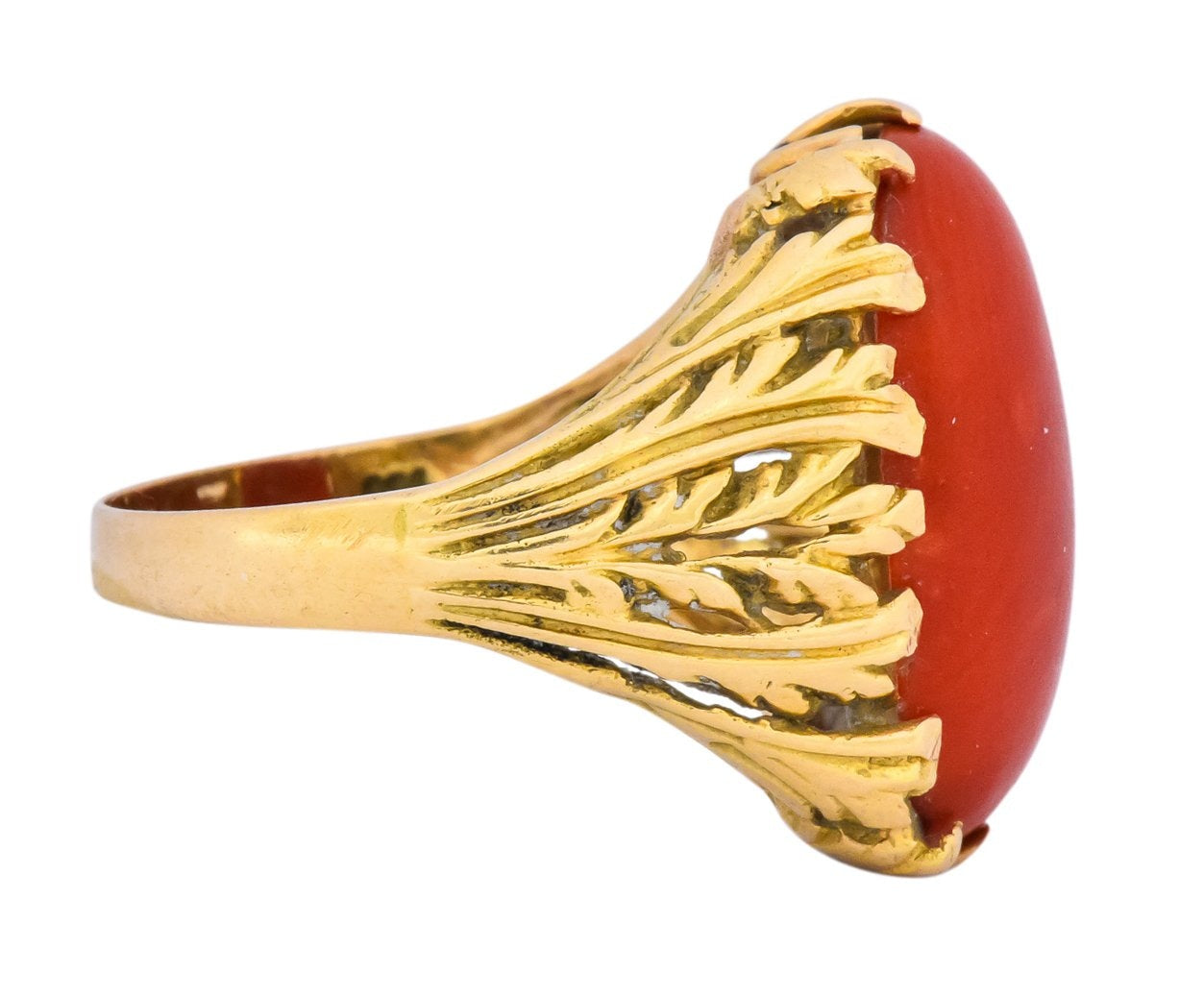 Fascinating Vintage Italian Coral 18 Karat Gold Ring - Wilson's Estate Jewelry