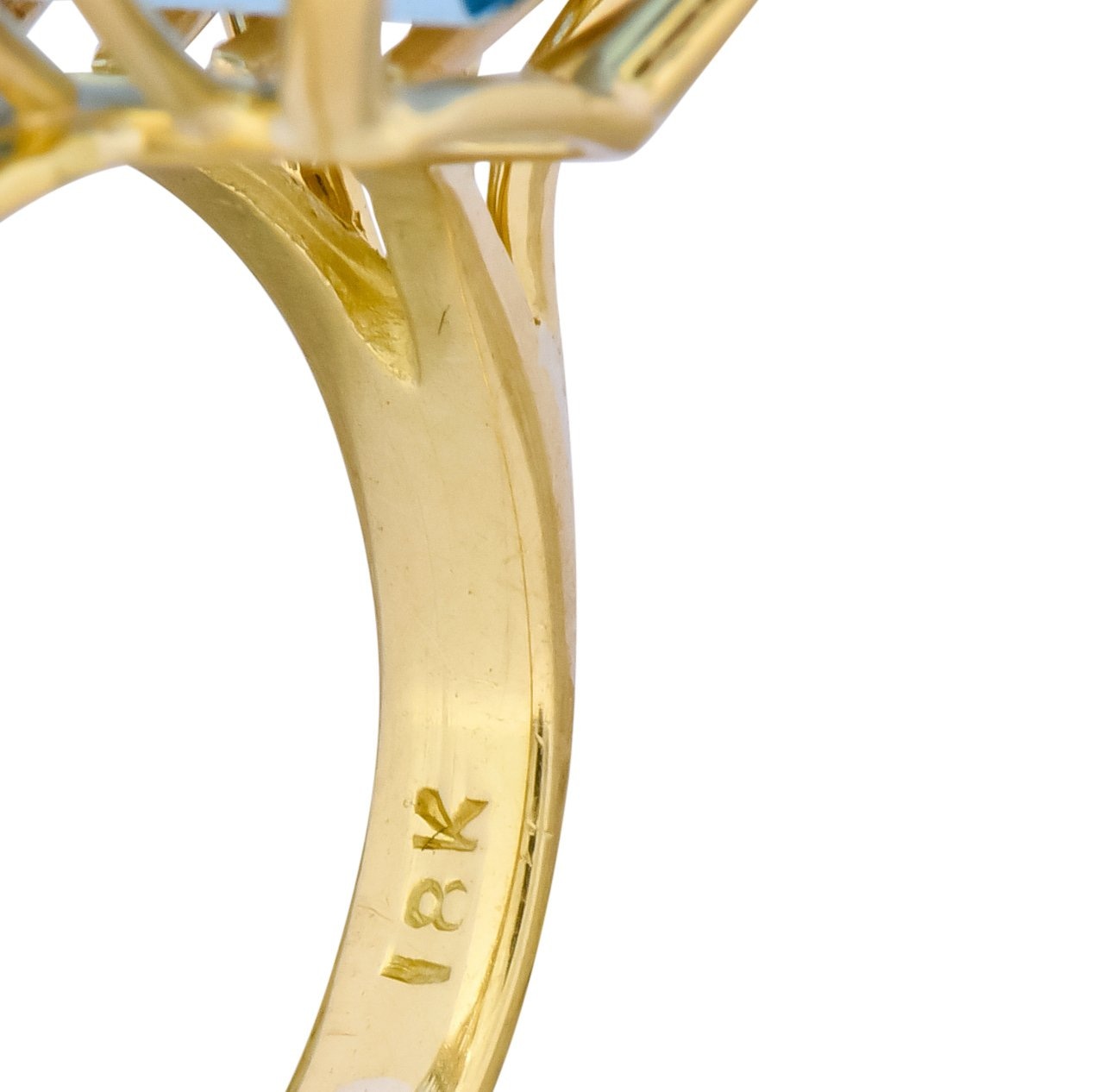 H. Stern 1980's Vintage 11.10 CTW Aquamarine Diamond 18 Karat Gold Cocktail Ring - Wilson's Estate Jewelry