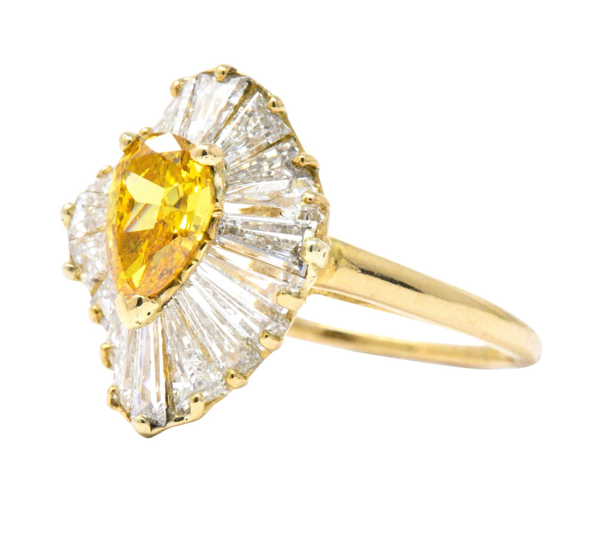 OSCAR HEYMAN 2.74 CTW Fancy Yellow Diamond 18 Karat Gold Ballerina Halo Ring GIA Wilson's Estate Jewelry
