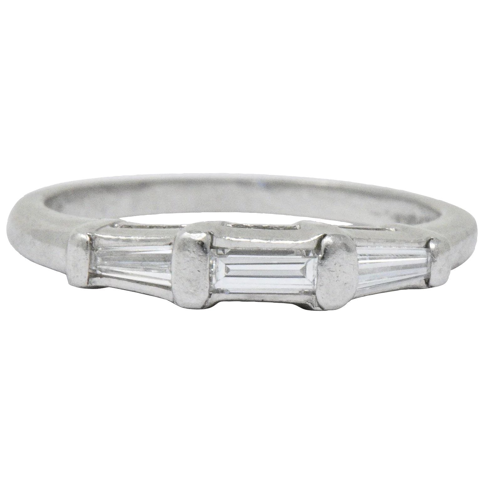 Retro 0.25 CTW Diamond Platinum Band Ring Wilson's Estate Jewelry