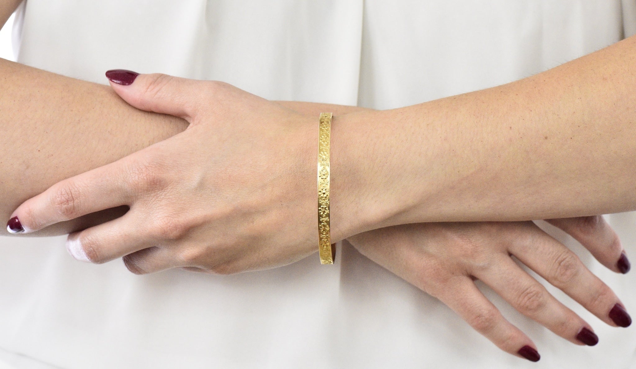 Tiffany & Co. Victorian 18 Karat Gold Floral Bangle Bracelet - Wilson's Estate Jewelry