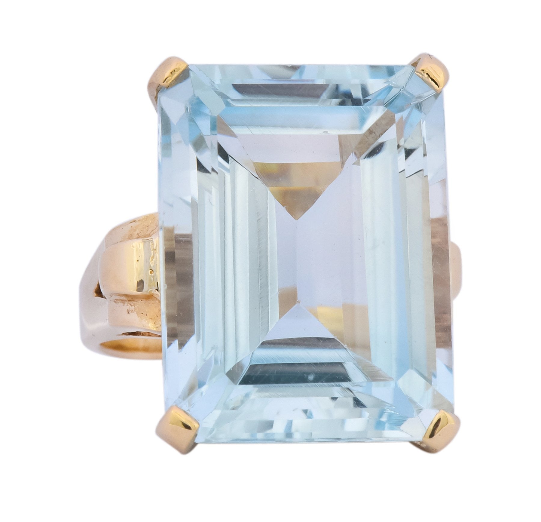 Vintage 18.00 CTW Aquamarine 14 Karat Gold Cocktail Ring - Wilson's Estate Jewelry