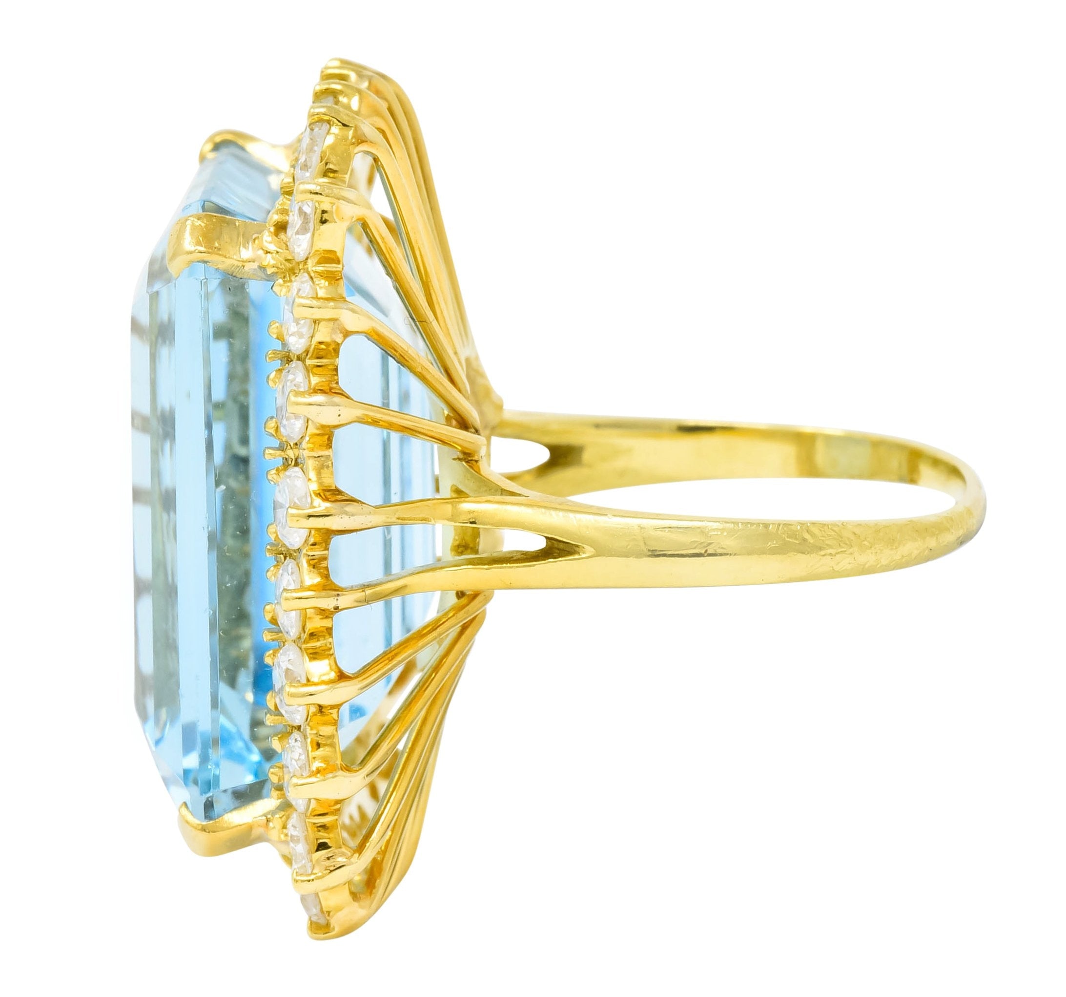 Vintage 30.50 CTW Aquamarine Diamond 18 Karat Gold Cluster Cocktail Ring - Wilson's Estate Jewelry